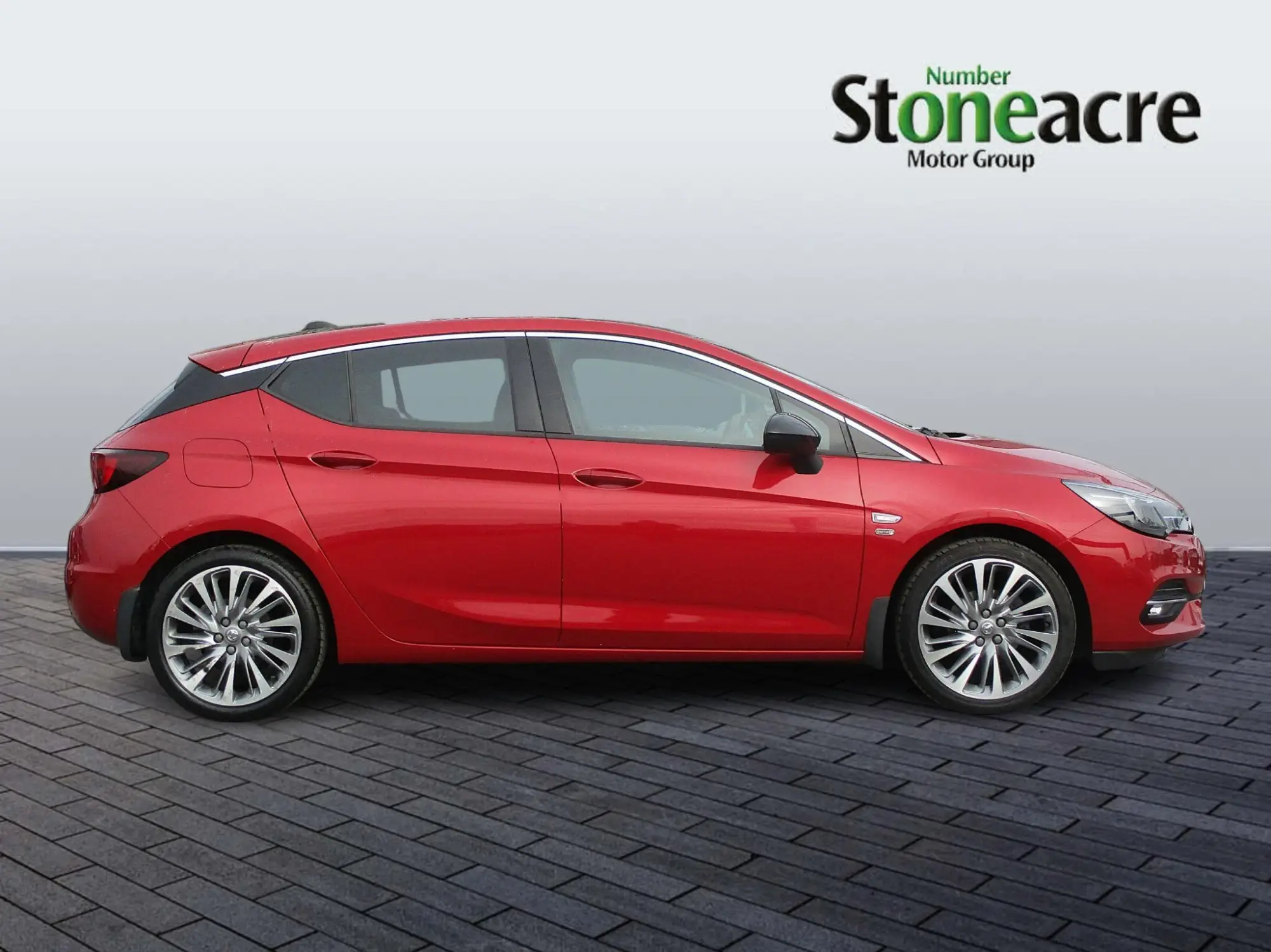 Vauxhall Astra 1.2 Turbo 145 Griffin Edition 5dr NH21EXV Image 2