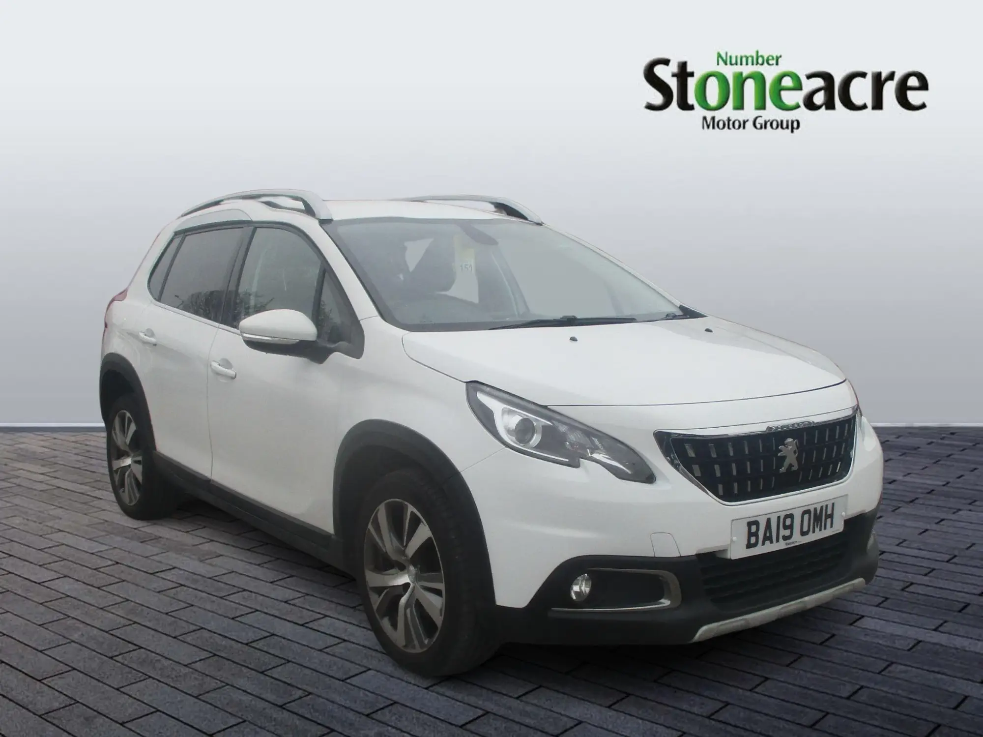 Peugeot 2008 1.2 PureTech Allure EAT Euro 6 (s/s) 5dr BA19OMH Image 1