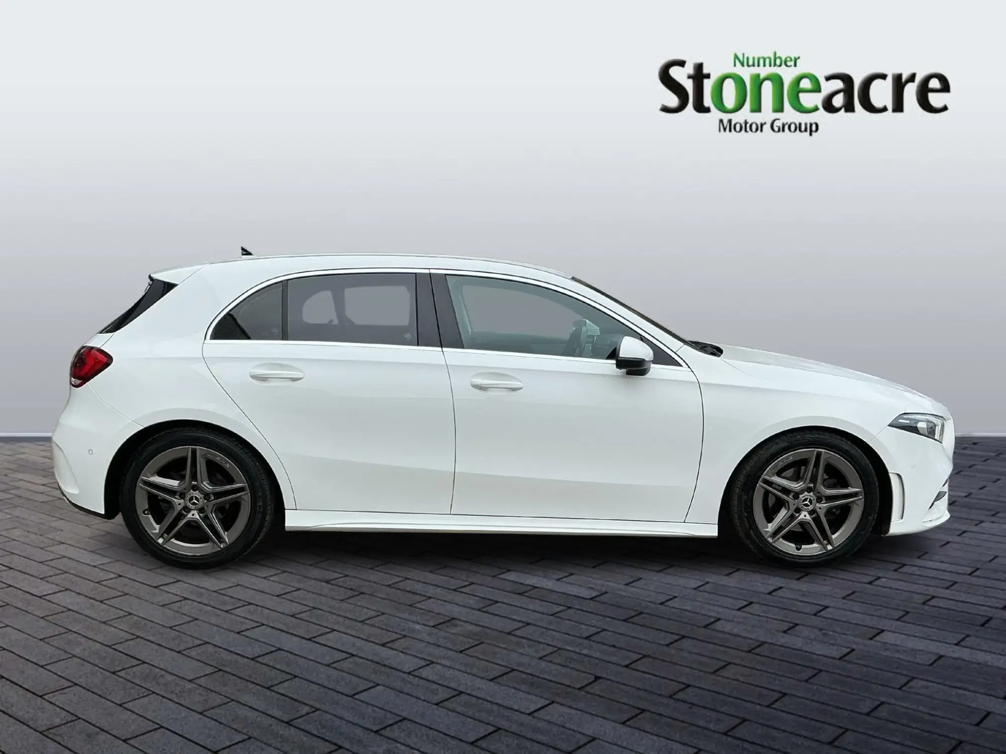 Mercedes-Benz A-Class 1.5 A180d AMG Line (Executive) 7G-DCT Euro 6 (s/s) 5dr SK68GVL Image 2
