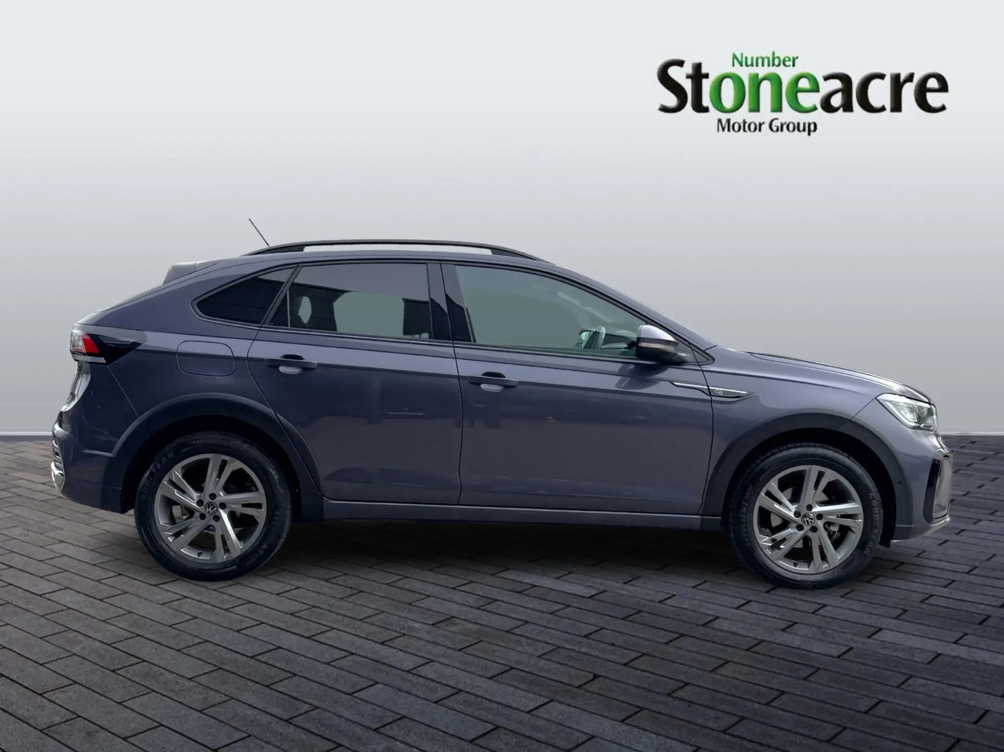 Volkswagen Taigo 1.0 TSI R-Line DSG Euro 6 (s/s) 5dr EF73WKL Image 2