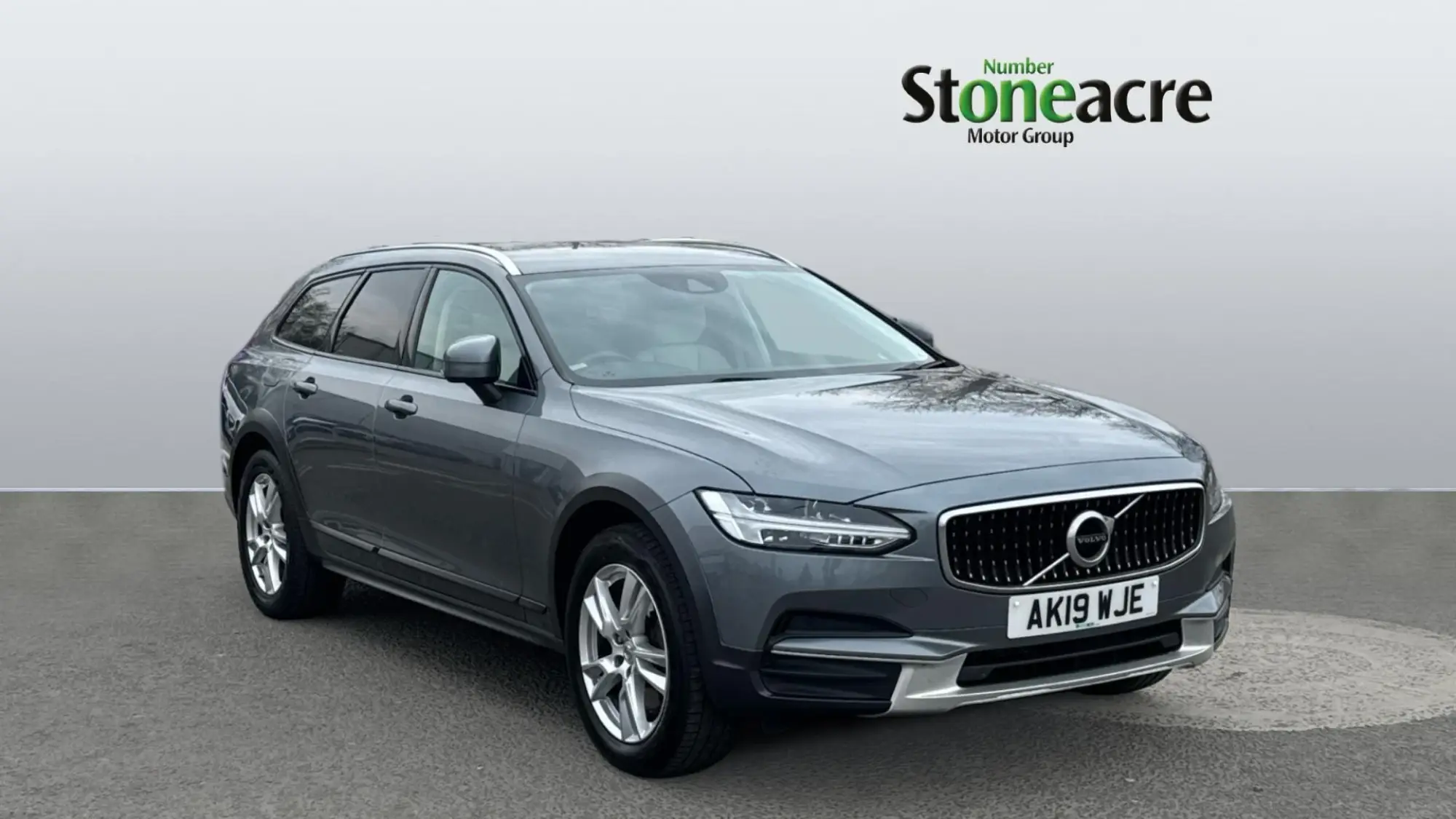 Volvo V90 2.0 T5 Auto AWD Euro 6 (s/s) 5dr AK19WJE Image 1