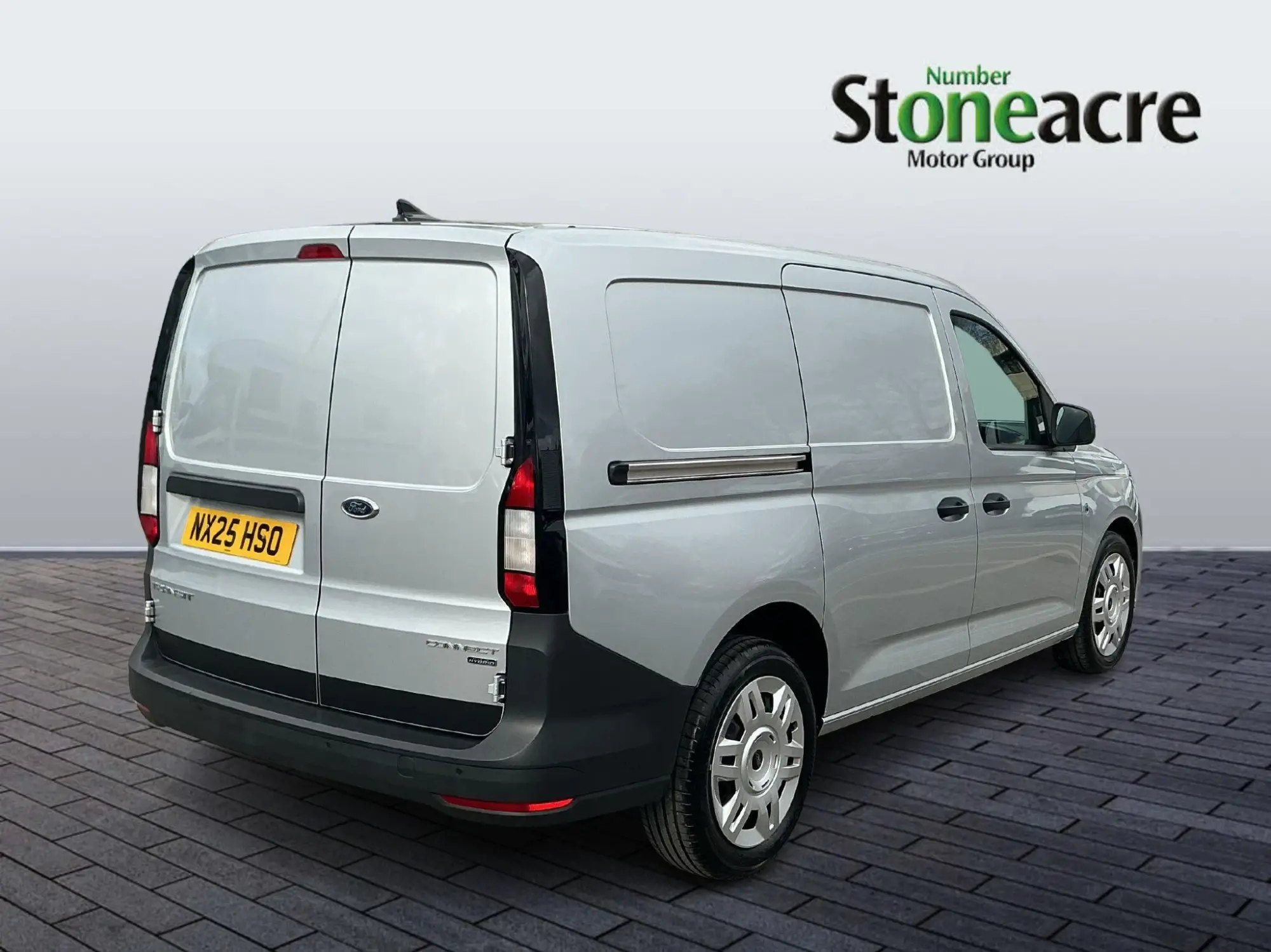 Ford Transit Connect 1.5 250 EcoBoost Trend Auto L2 Euro 6 6dr NX25HSO Image 3