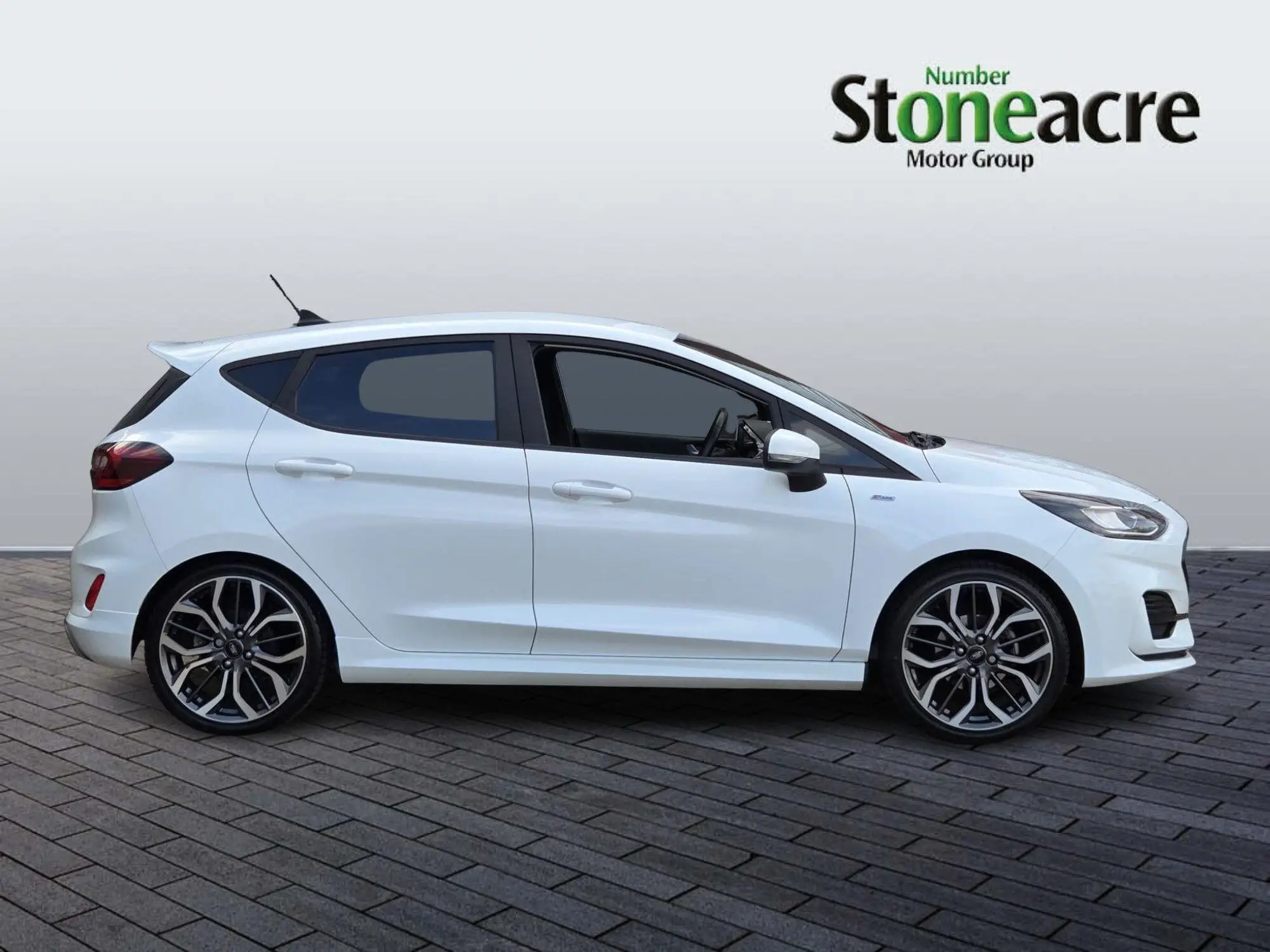 Ford Fiesta 1.0T EcoBoost MHEV ST-Line X Edition DCT Euro 6 (s/s) 5dr BT72CYC Image 2