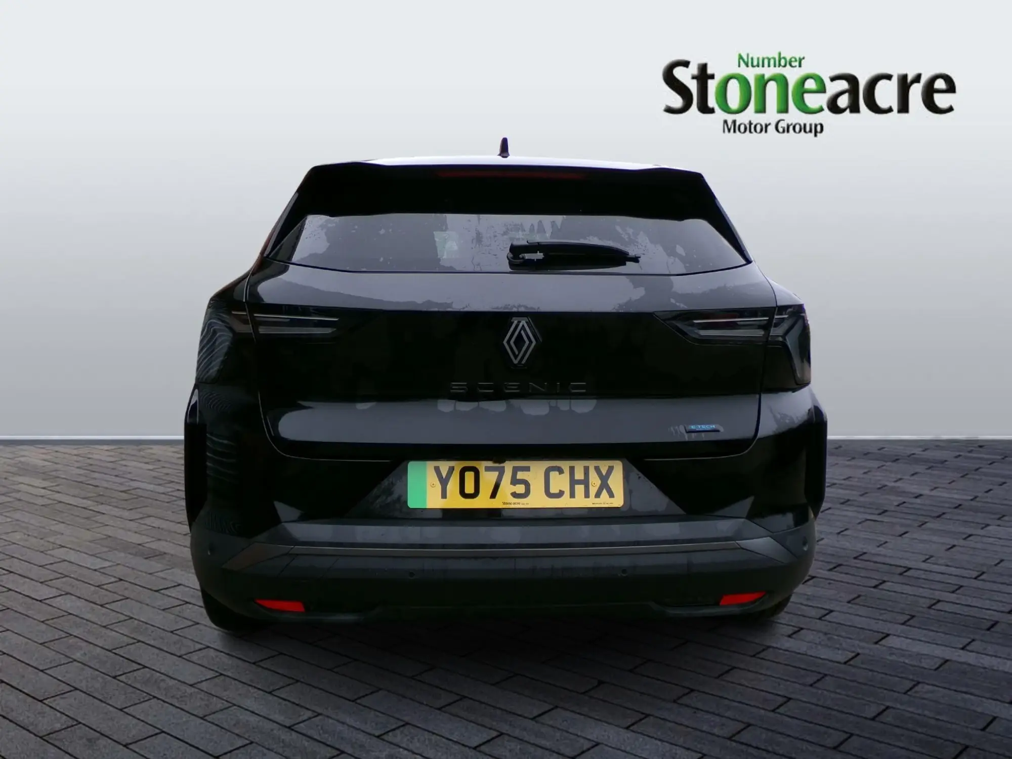 Renault Scenic E-TECH long range 87kWh techno esprit Alpine Auto 5dr YO75CHX Image 3