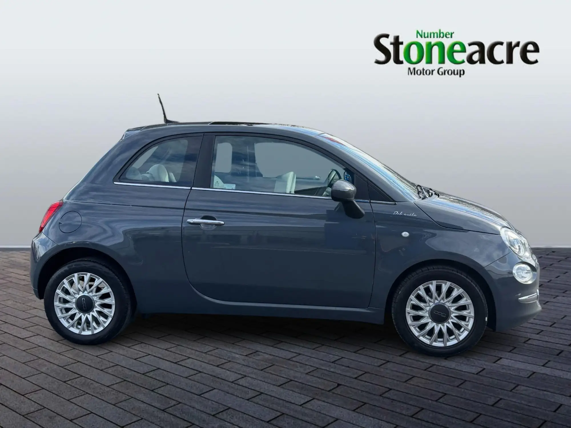 Fiat 500 1.0 Mild Hybrid Dolcevita [Part Leather] 3dr AK22UBH Image 2