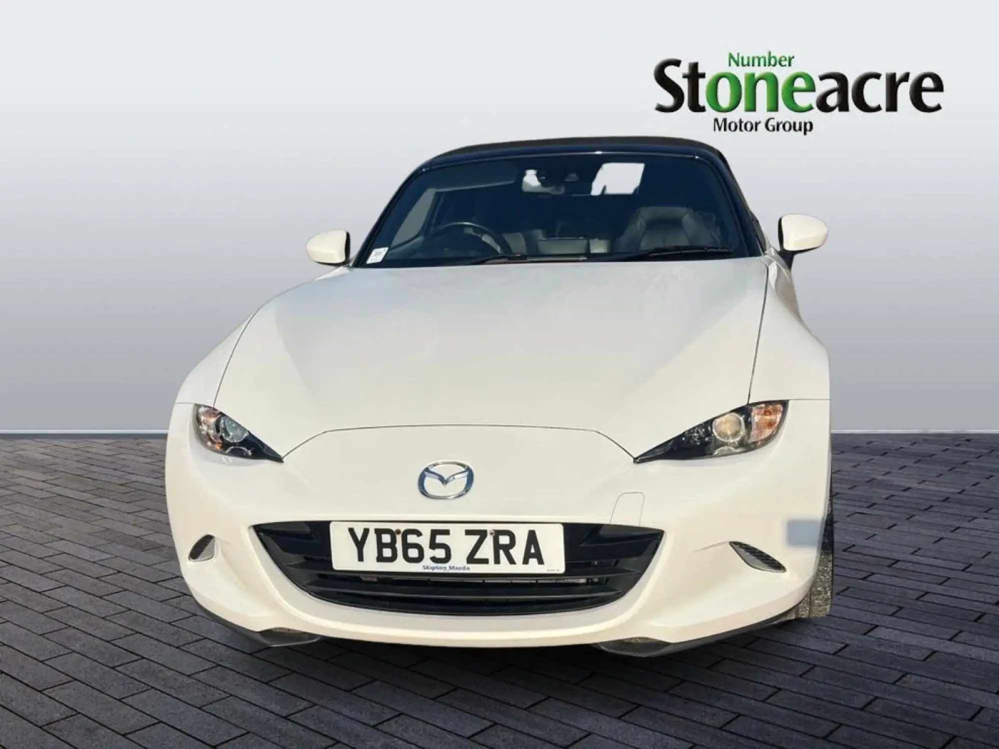 Mazda MX-5 2.0 SKYACTIV-G Sport Nav Convertible 2dr Petrol Manual Euro 6 (160 ps) YB65ZRA Image 2