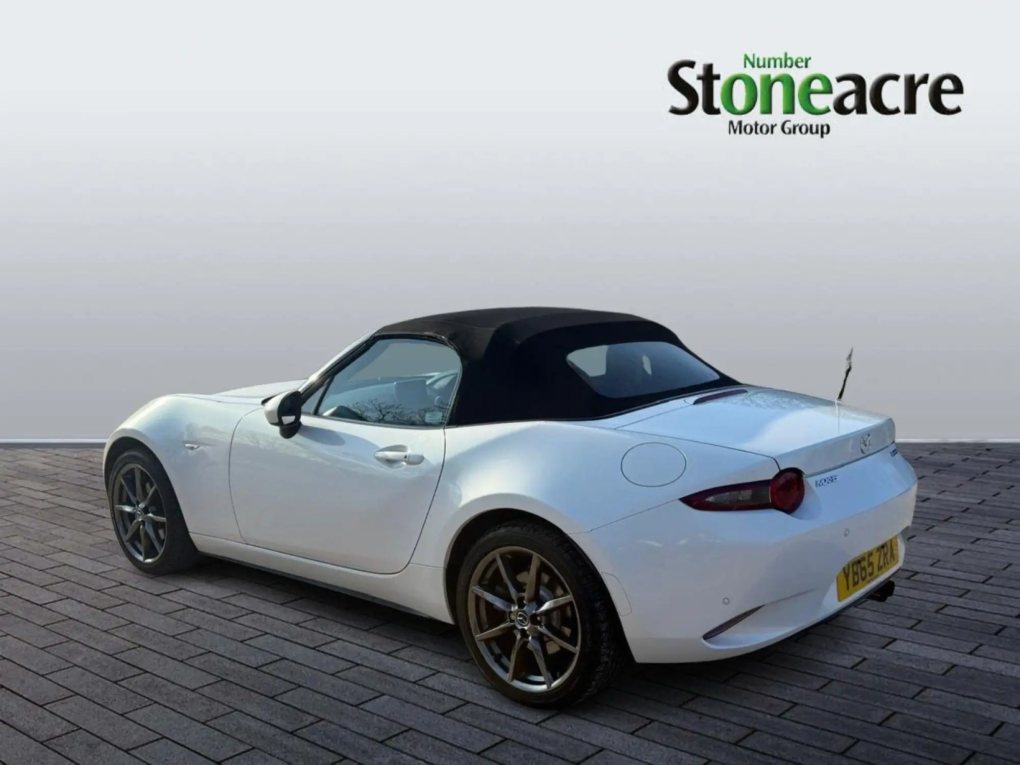 Mazda MX-5 2.0 SKYACTIV-G Sport Nav Convertible 2dr Petrol Manual Euro 6 (160 ps) YB65ZRA Image 3