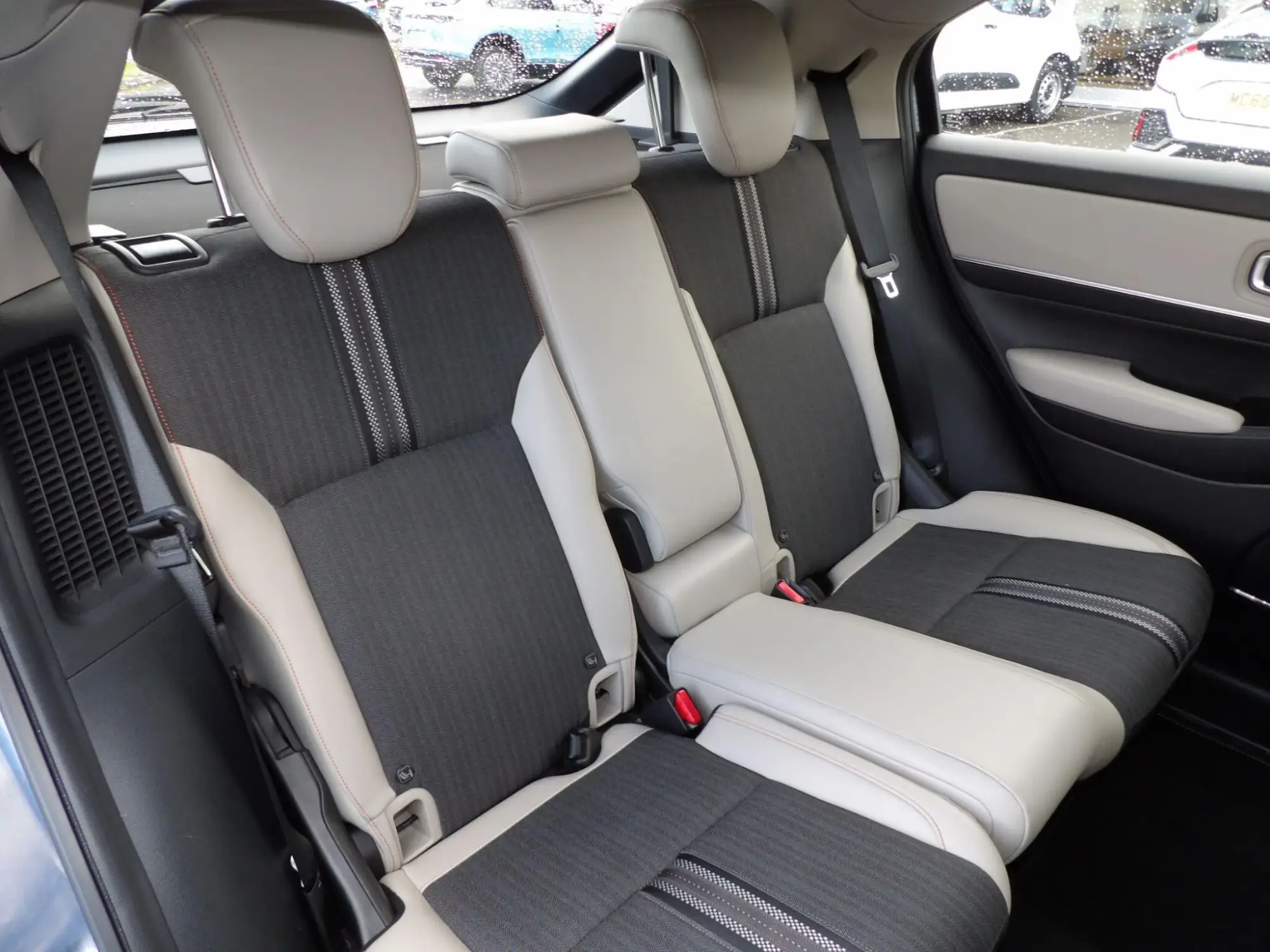 Honda HR-V Hybrid Image 9
