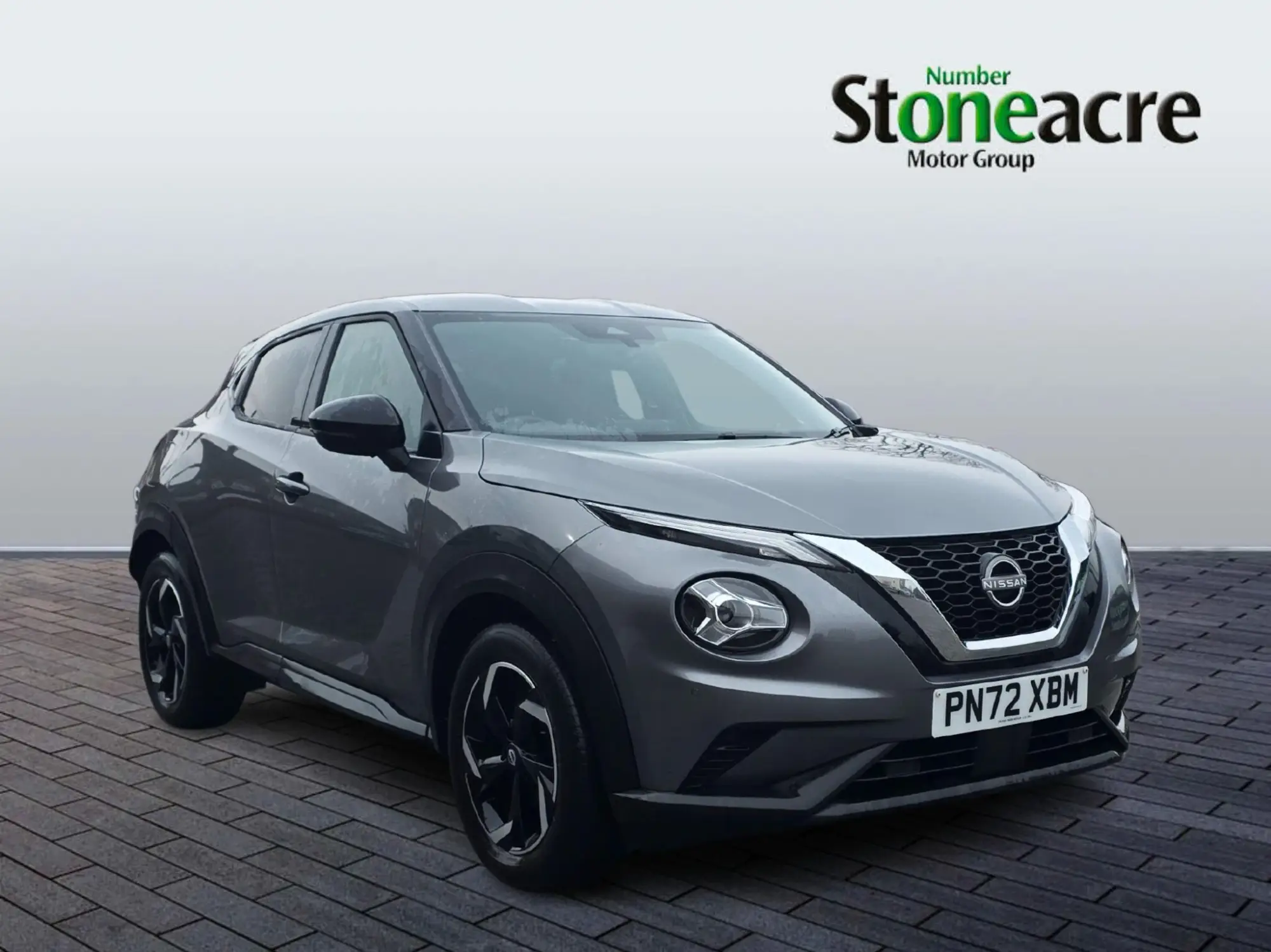 Nissan Juke 1.0 DiG-T N-Connecta 5dr PN72XBM Image 1