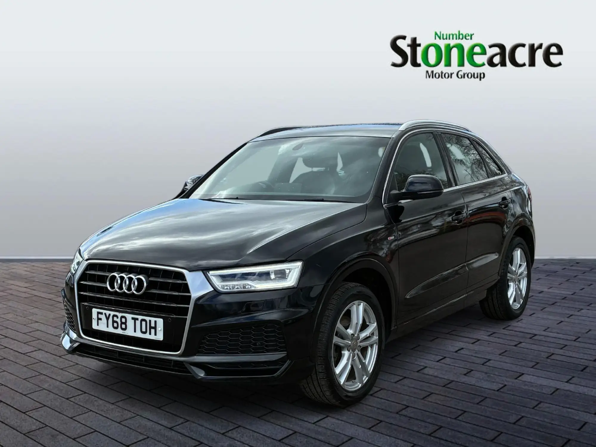 Audi Q3 2.0 TDI S line Edition Euro 6 (s/s) 5dr FY68TOH Image 3