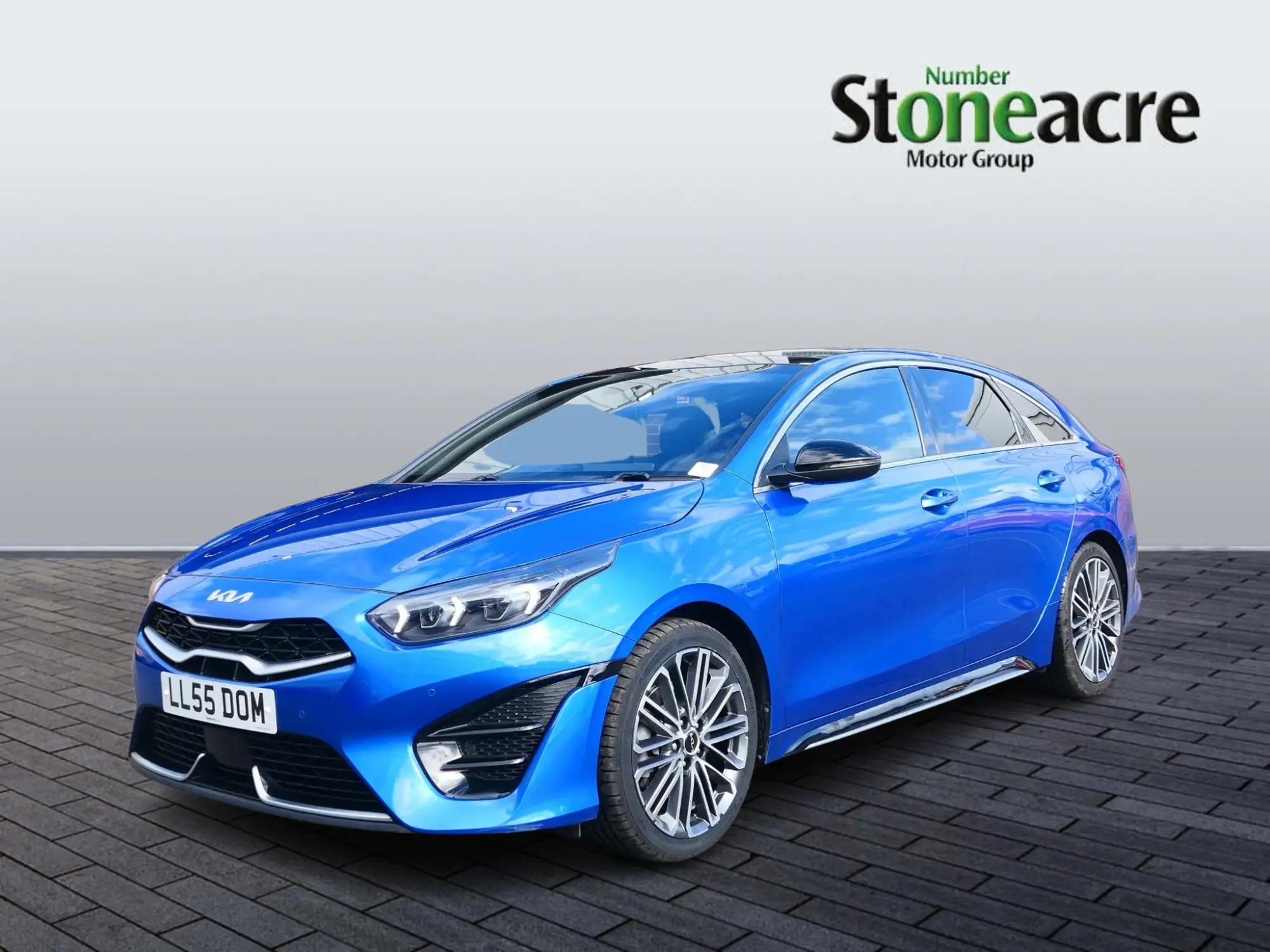 Kia ProCeed 1.5 T-GDi GT-Line S Shooting Brake DCT Euro 6 (s/s) 5dr LL55DOM Image 3