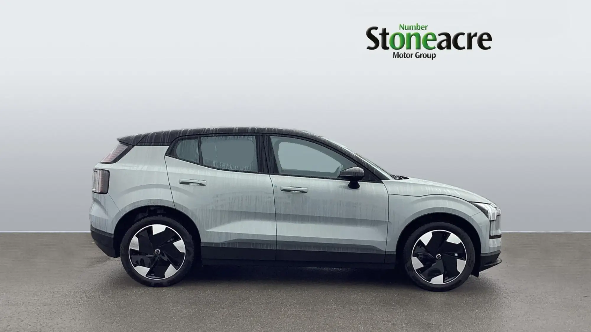 Volvo EX30 Twin Performance 69kWh Plus Auto AWD 5dr NL75DLJ Image 3