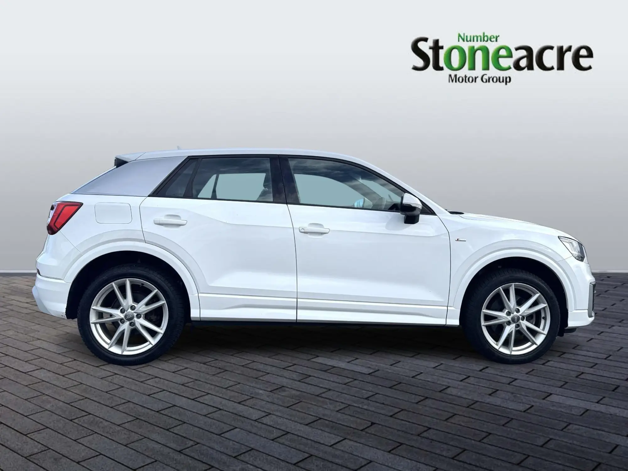 Audi Q2 2.0 TDI S line S Tronic quattro Euro 6 (s/s) 5dr NK18WVM Image 2