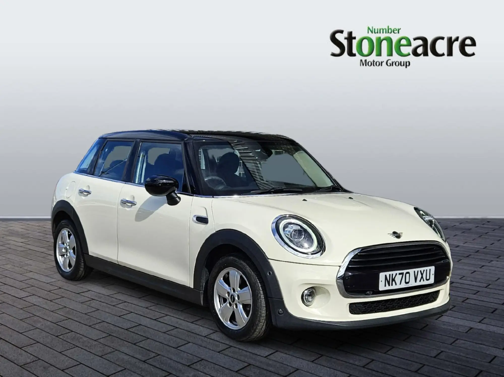 MINI Hatch 5-Door Hatch Cooper Classic NK70VXU Image 1