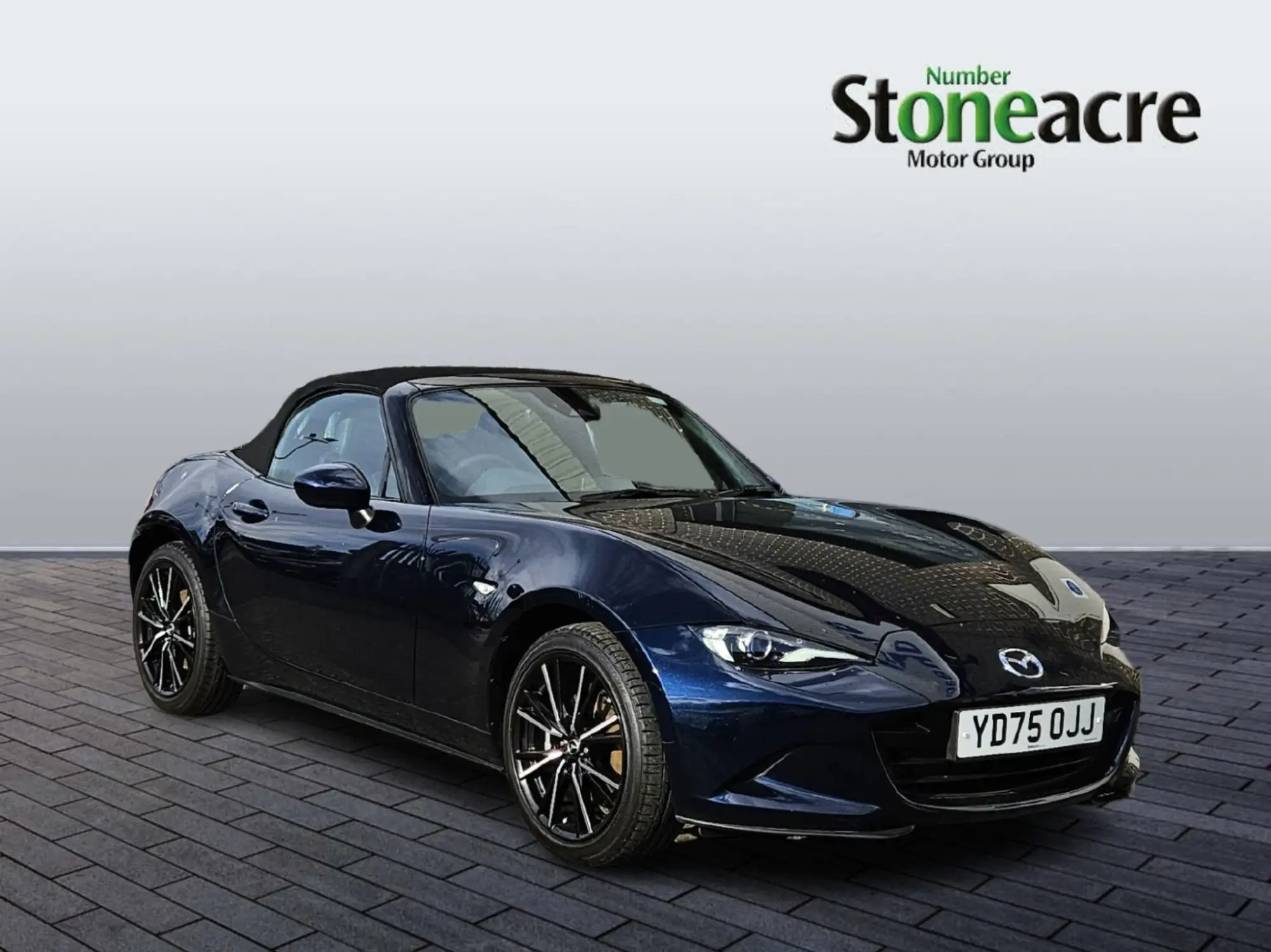 Mazda MX-5 2.0 SKYACTIV-G Exclusive-Line Roadster Euro 6 (s/s) 2dr YD75OJJ Image 1