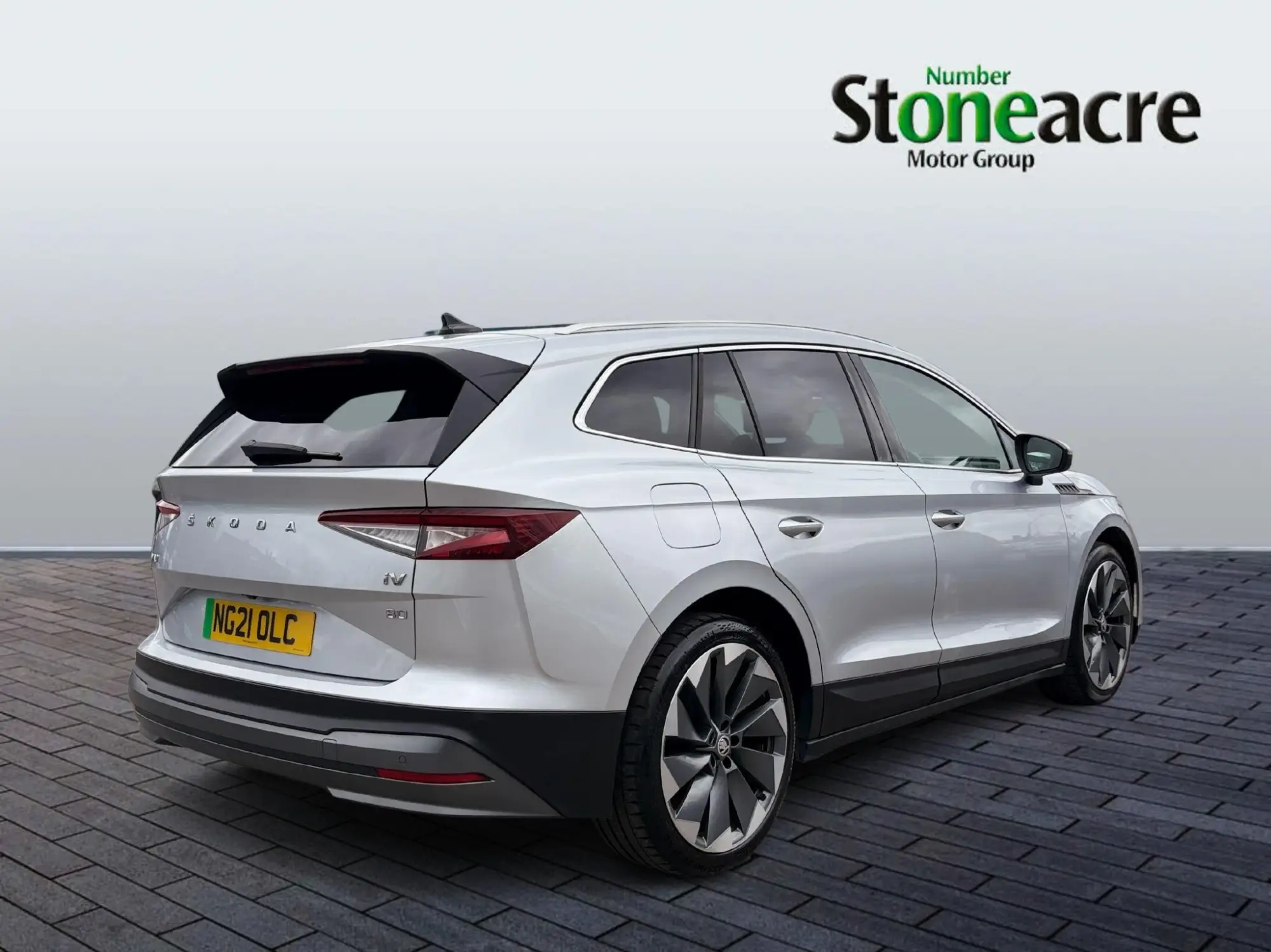 Skoda Enyaq 82kWh 80 Suite Auto 5dr NG21OLC Image 3