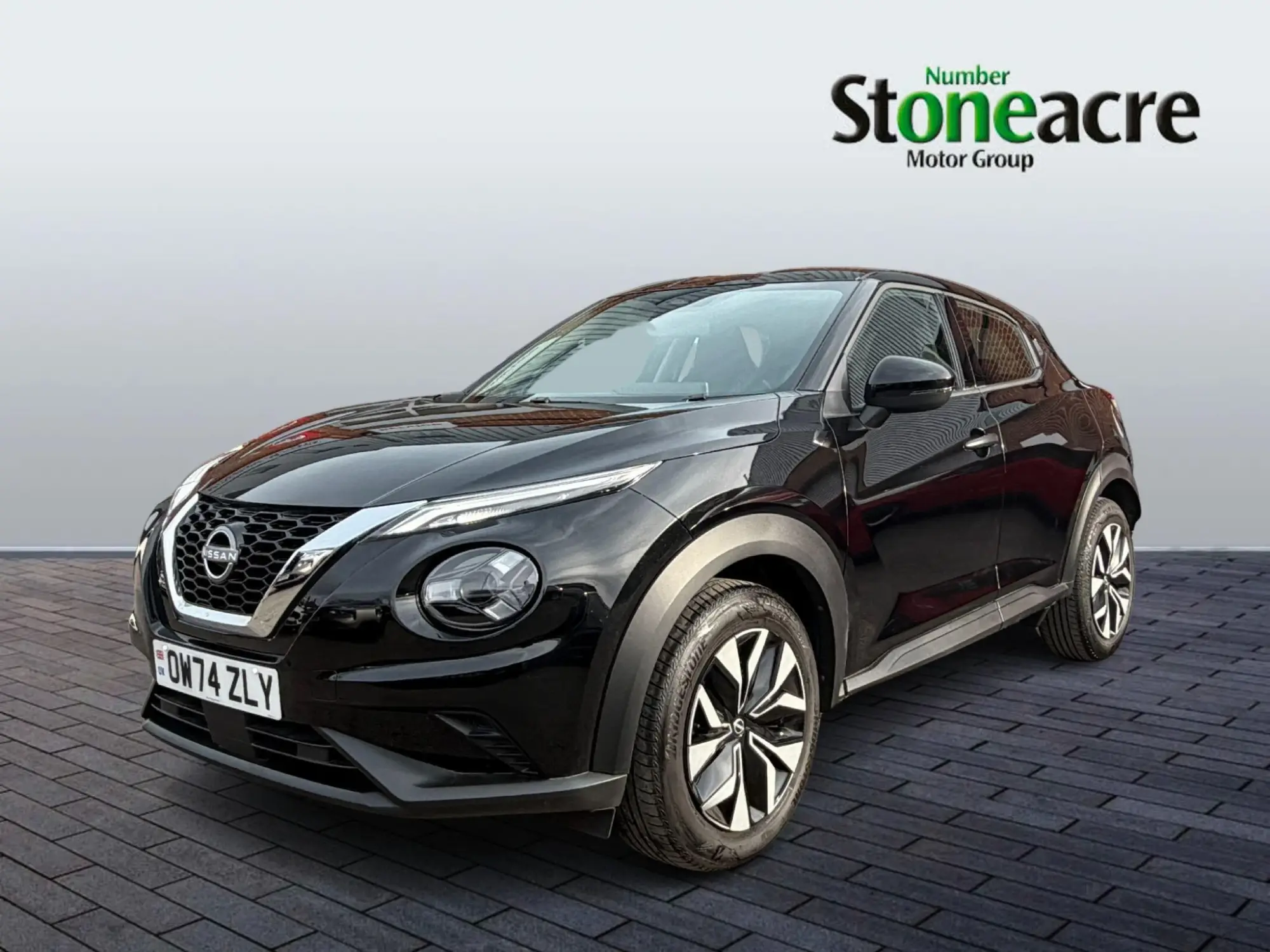 Nissan Juke 1.0 DIG-T Acenta Premium Euro 6 (s/s) 5dr OW74ZLY Image 3
