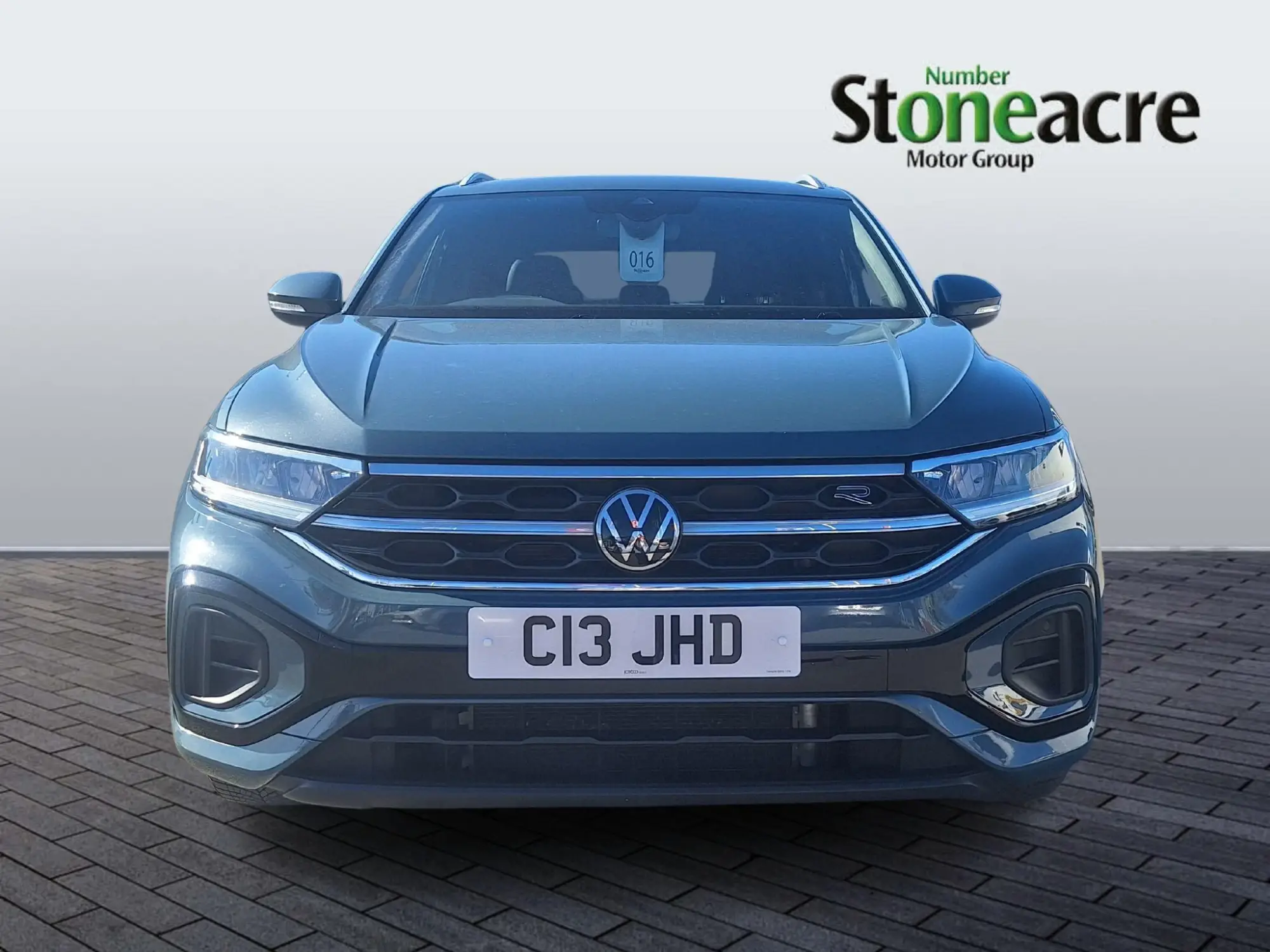 Volkswagen T-Roc 1.5 TSI R-Line DSG Euro 6 (s/s) 5dr YO22RZZ Image 2