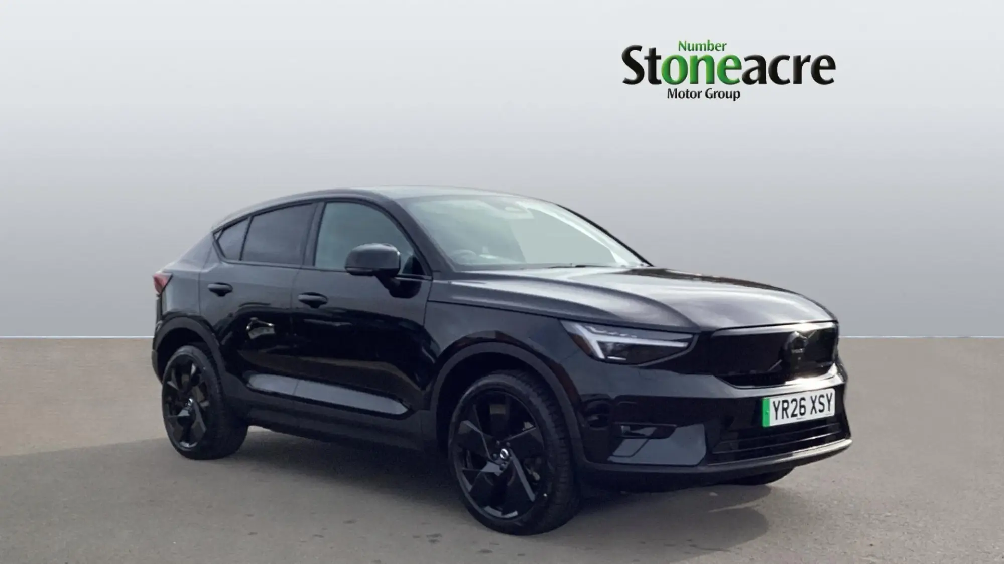 Volvo EC40 Single Motor Extended Range 82kWh Ultra Black Edition Auto 5dr YR26XSY Image 1