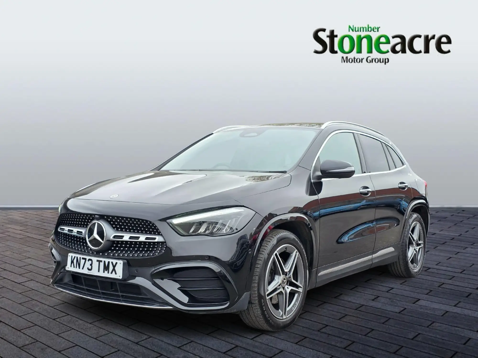 Mercedes-Benz GLA 2.0 GLA220d AMG Line (Premium) 8G-DCT 4MATIC Euro 6 (s/s) 5dr KN73TMX Image 3