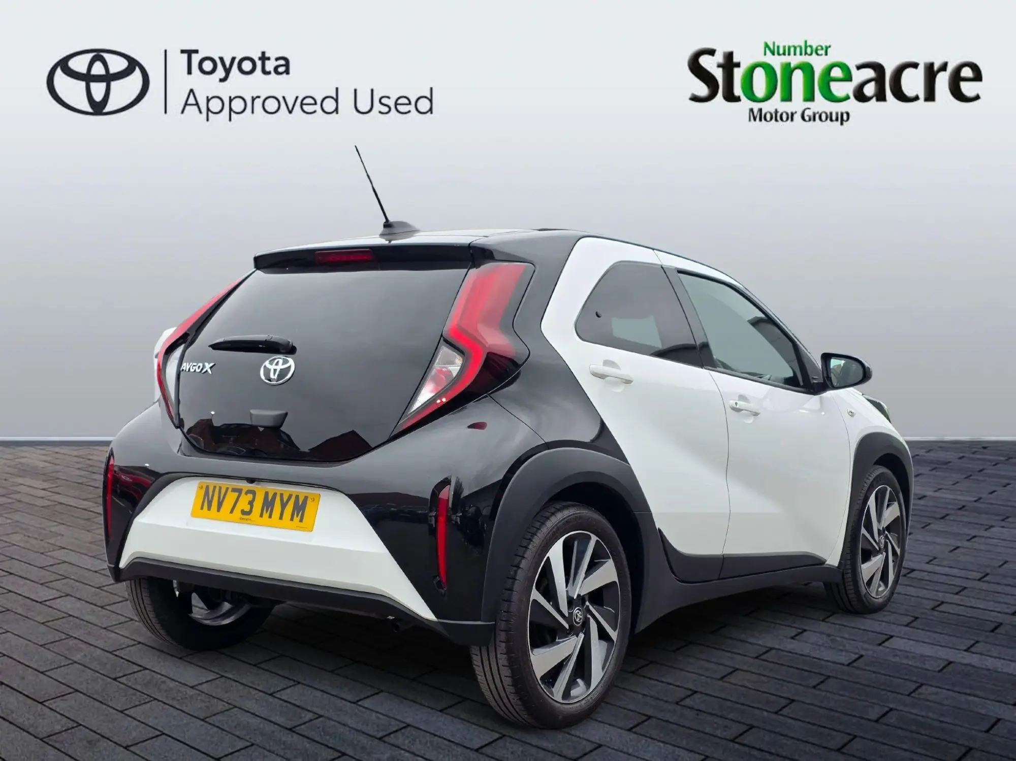 Toyota Aygo X 1.0 VVT-i Edge 5dr NV73MYM Image 2