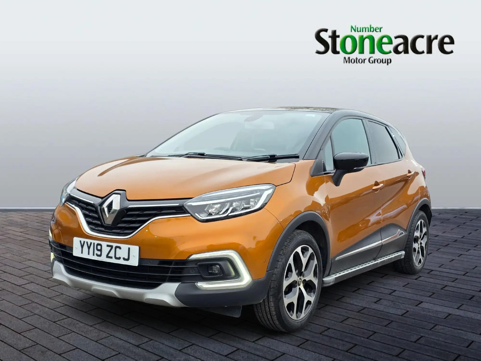 Renault Captur 0.9 TCE 90 GT Line 5dr YY19ZCJ Image 3