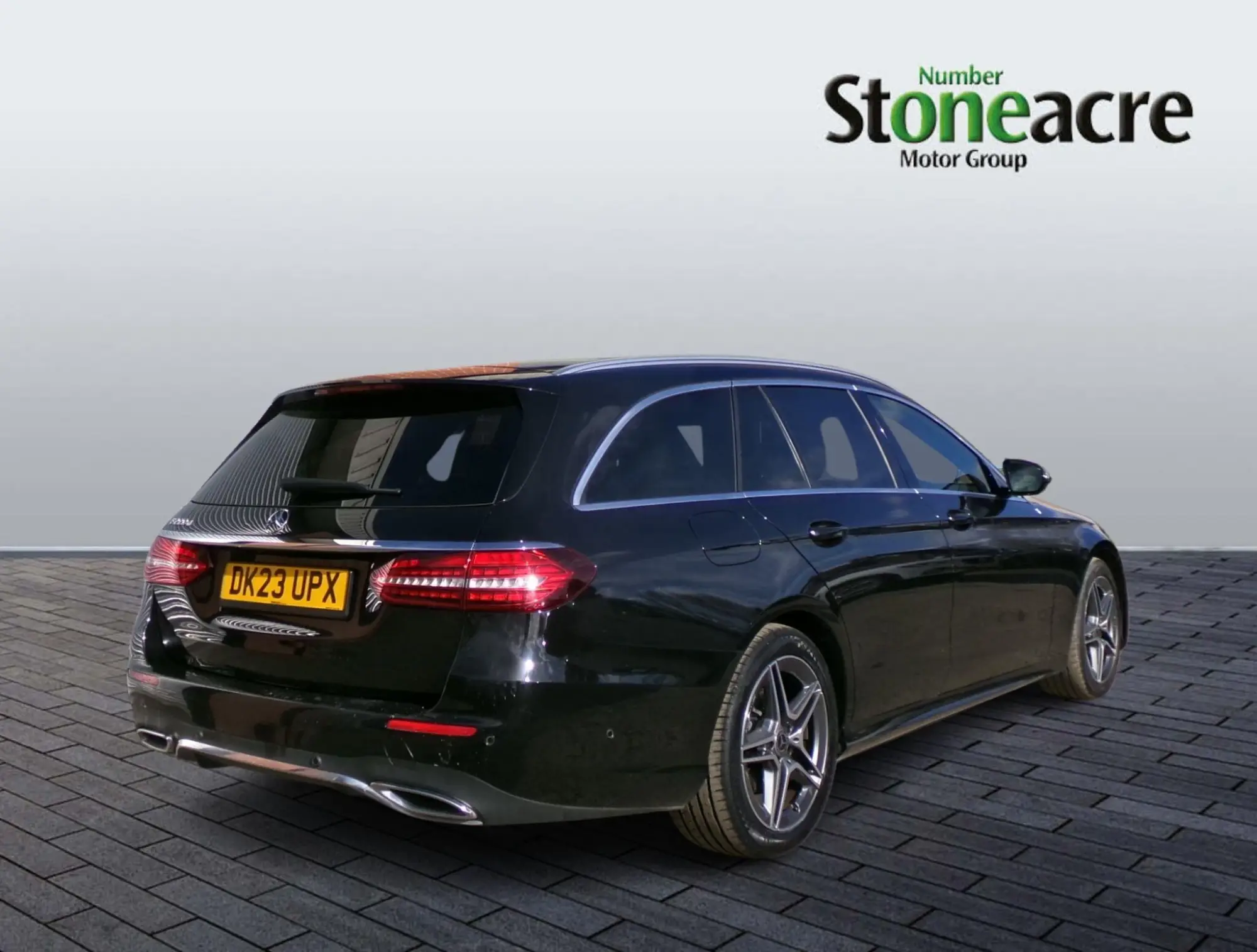 Mercedes-Benz E-Class 2.0 E220dh MHEV AMG Line G-Tronic+ Euro 6 (s/s) 5dr DK23UPX Image 2