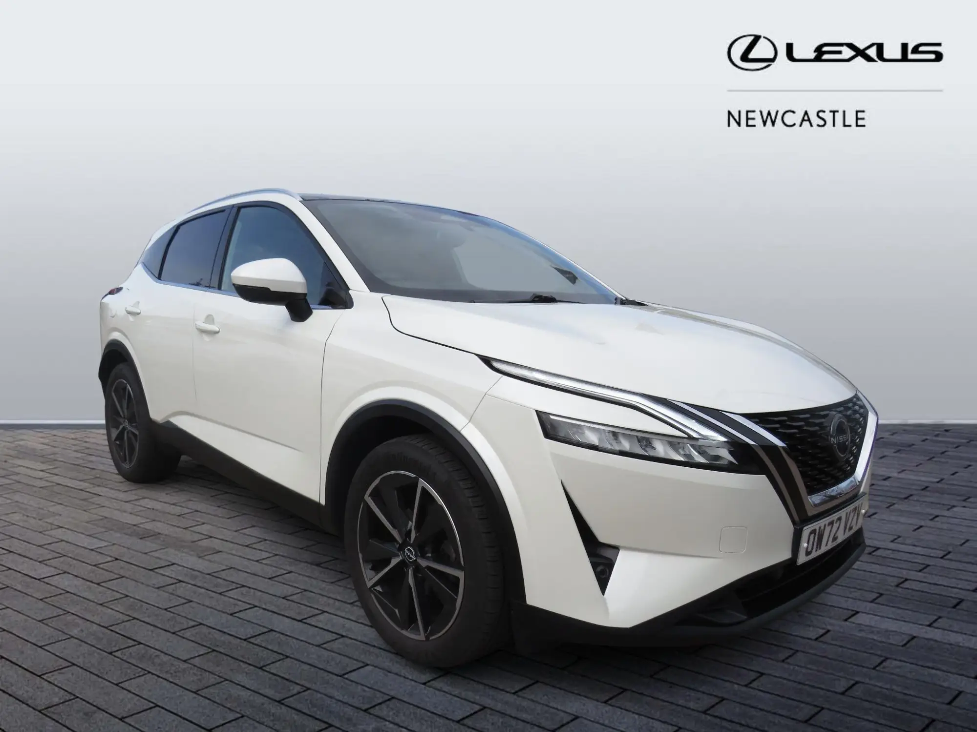 Nissan Qashqai 1.3 DiG-T MH Tekna 5dr OW72VZV Image 1