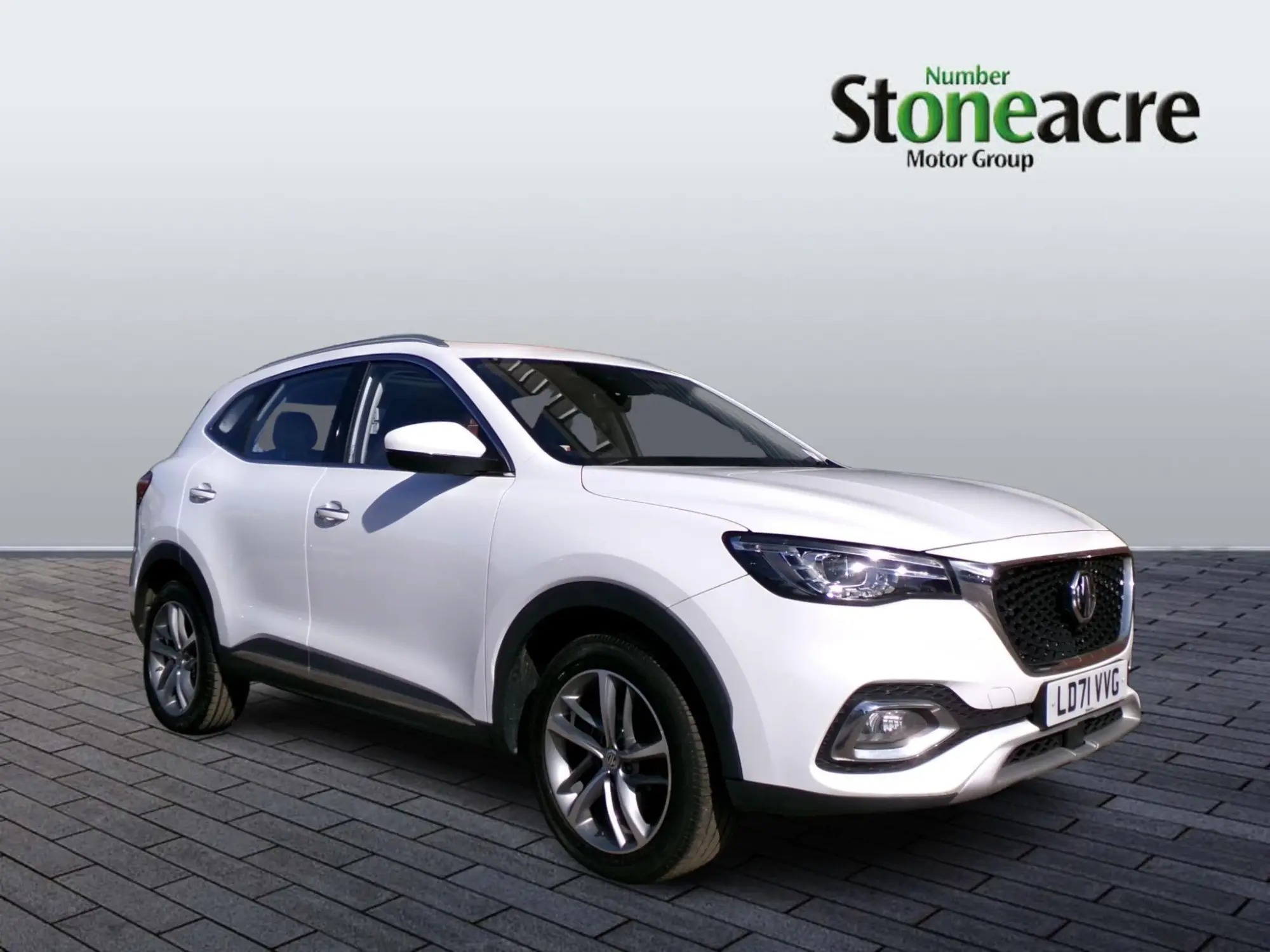 MG HS 1.5 T-GDI Exclusive 5dr LD71VVG Image 1