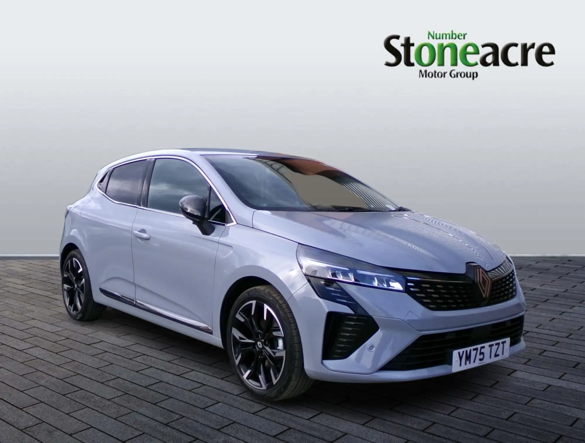 Renault Clio E-Tech 1.6 E-TECH techno Auto Euro 6 (s/s) 5dr YM75TZT Image 1
