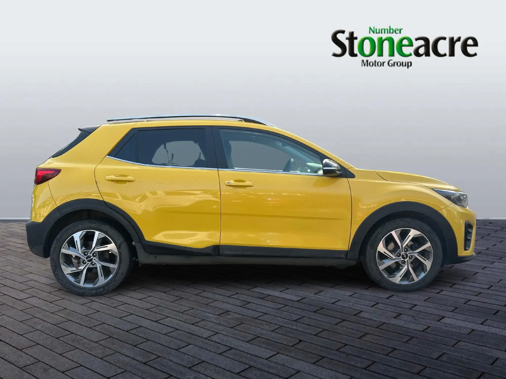 Kia Stonic 1.0 T-GDi MHEV GT-Line SUV 5dr Petrol Hybrid DCT Euro 6 (s/s) (118 bhp) AE23YMU Image 2