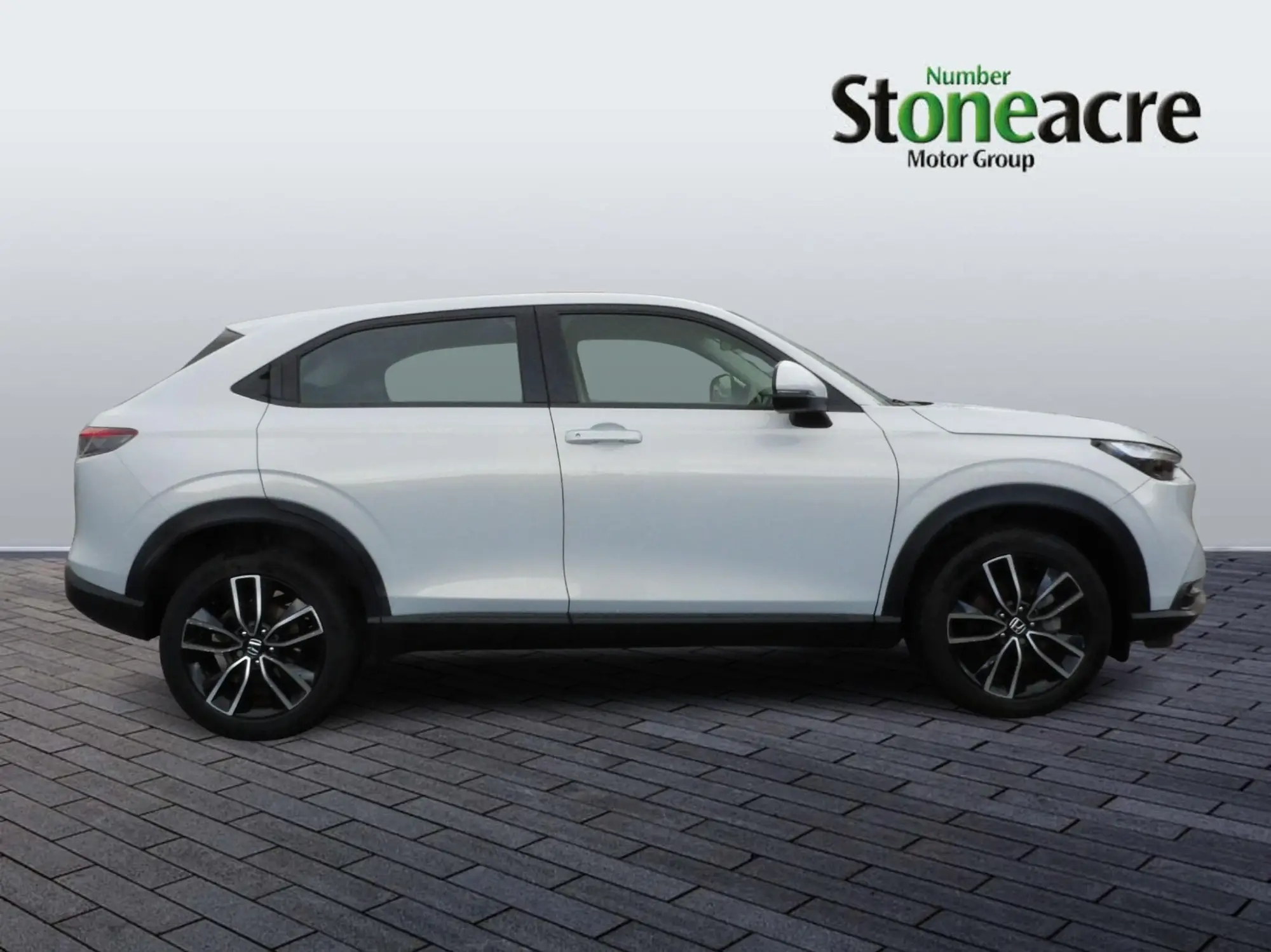 Honda HR-V Hybrid Image 2