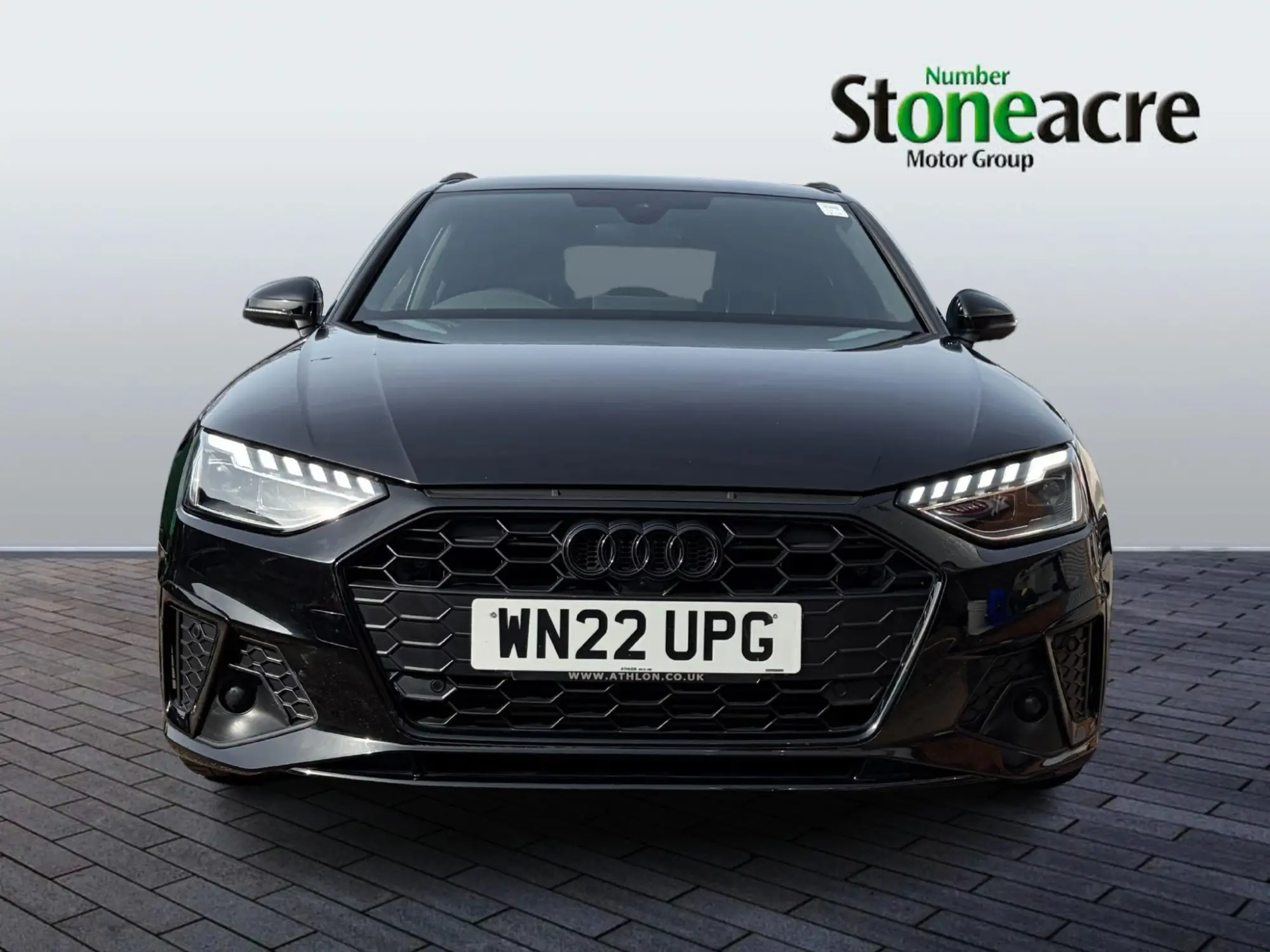 Audi A4 Avant 2.0 TFSI 40 Black Edition S Tronic Euro 6 (s/s) 5dr WN22UPG Image 2