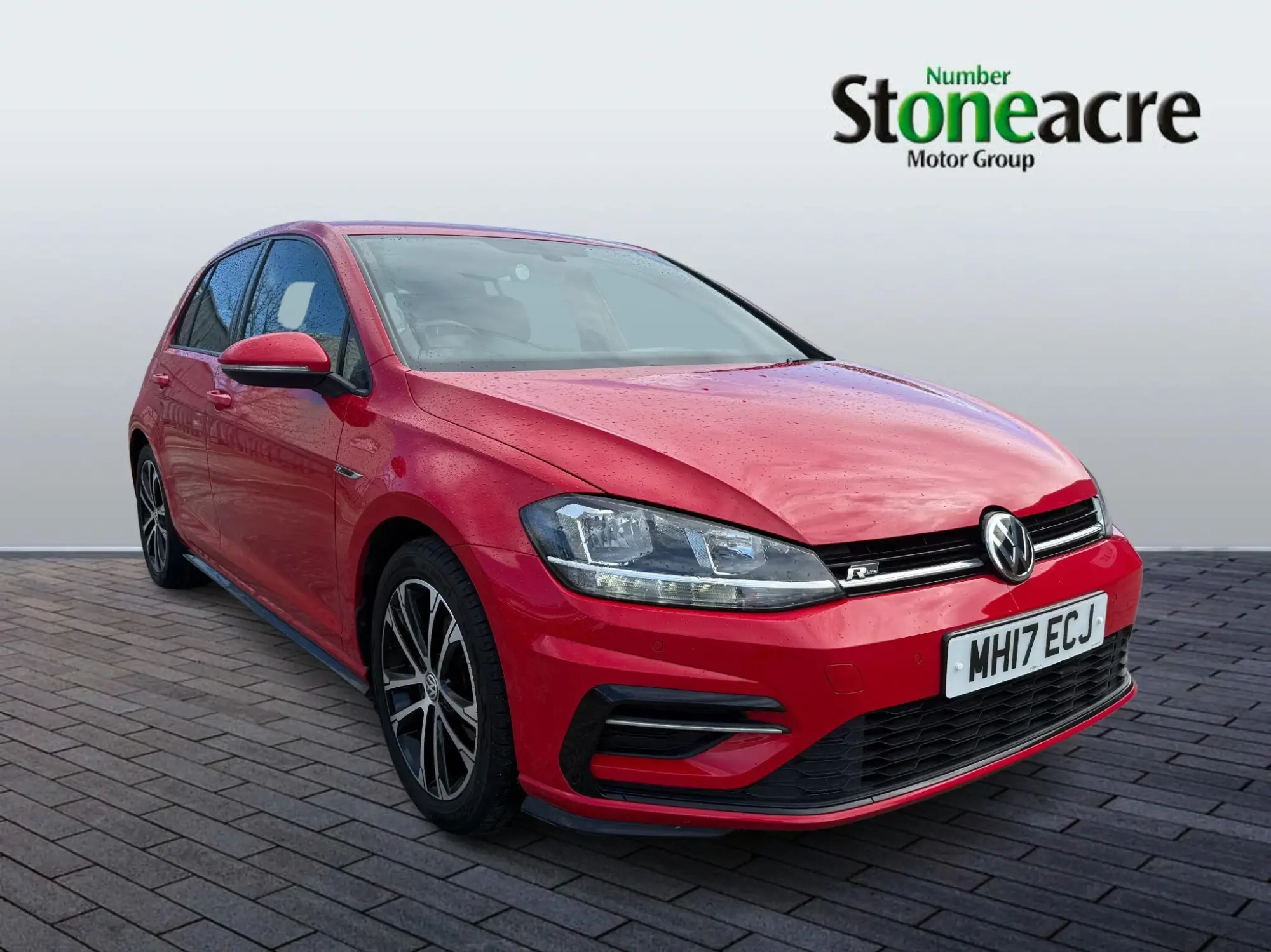 Volkswagen Golf 1.5 TSI EVO R-Line DSG Euro 6 (s/s) 5dr MH17ECJ Image 1