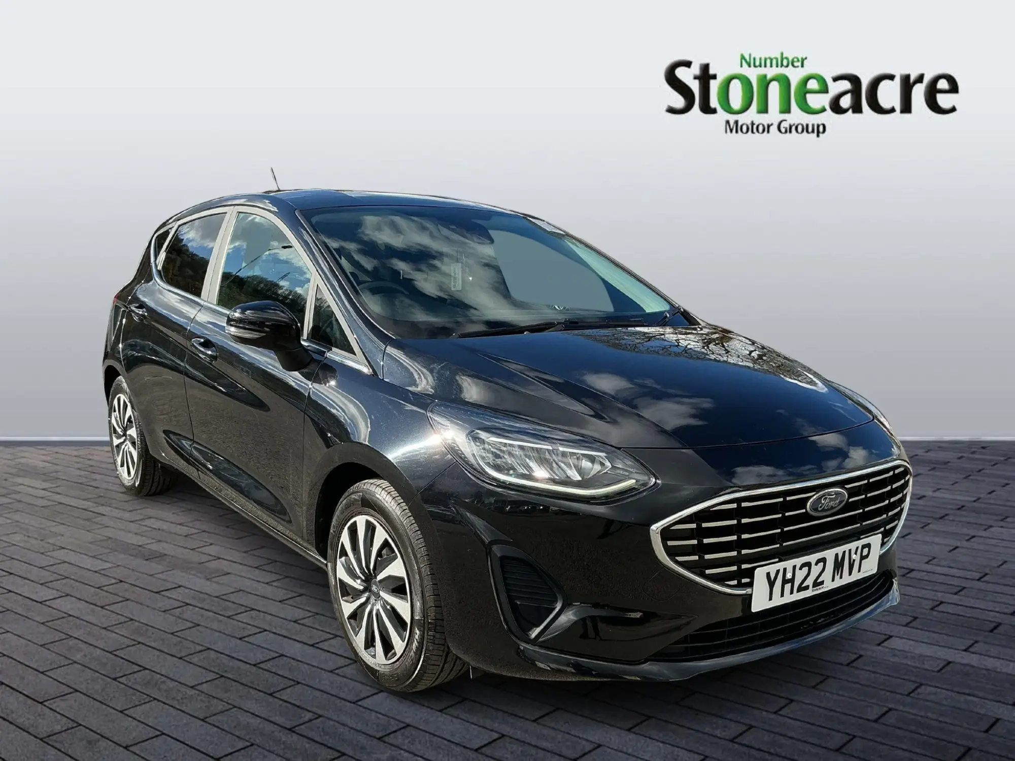 Ford Fiesta 1.0T EcoBoost Titanium Euro 6 (s/s) 5dr YH22MVP Image 1