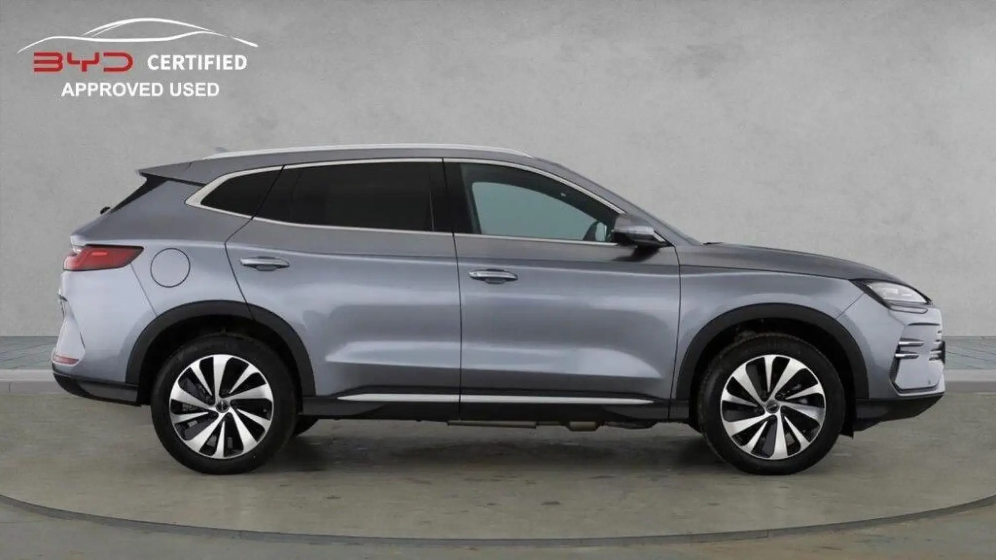 BYD Seal U 1.5 DM-i 18.3kWh Design CVT Auto AWD Euro 6 (s/s) 5dr LC75NHA Image 2