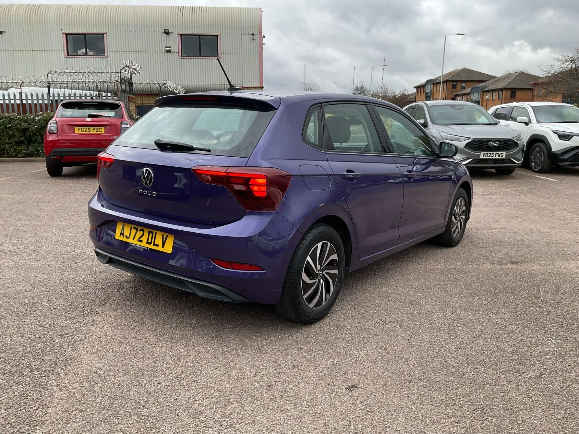 Volkswagen Polo 1.0 EVO Life Hatchback 5dr Petrol Manual Euro 6 (s/s) (80 ps) AJ72DLV Image 3