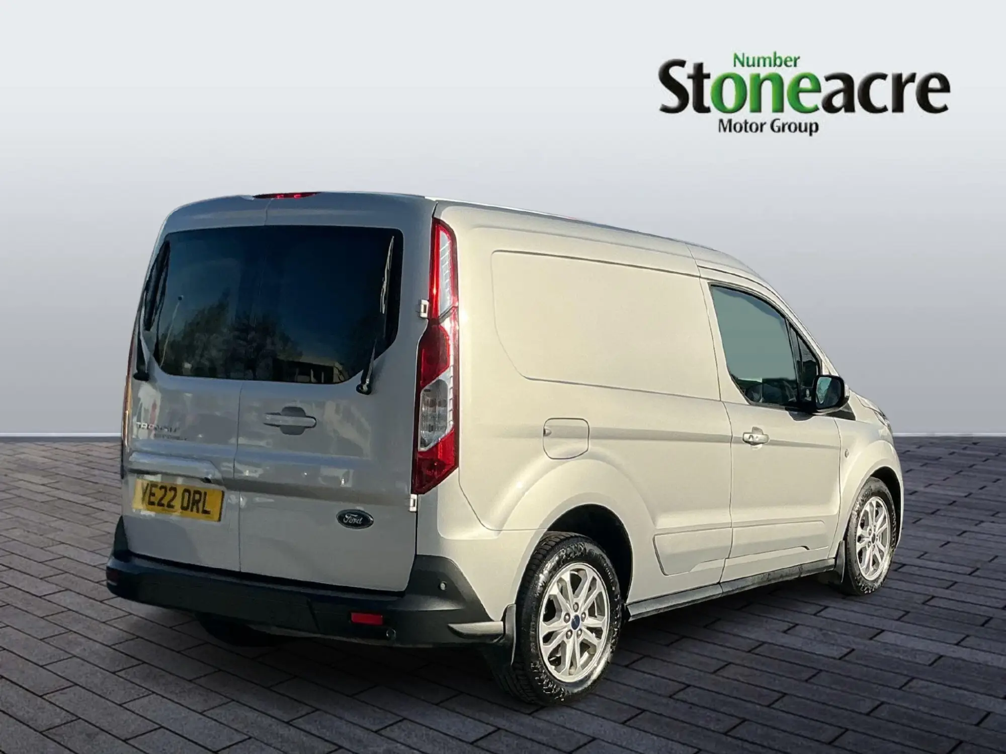 Ford Transit Connect 1.5 240 EcoBlue Limited Auto L1 Euro 6 (s/s) 5dr YE22ORL Image 3