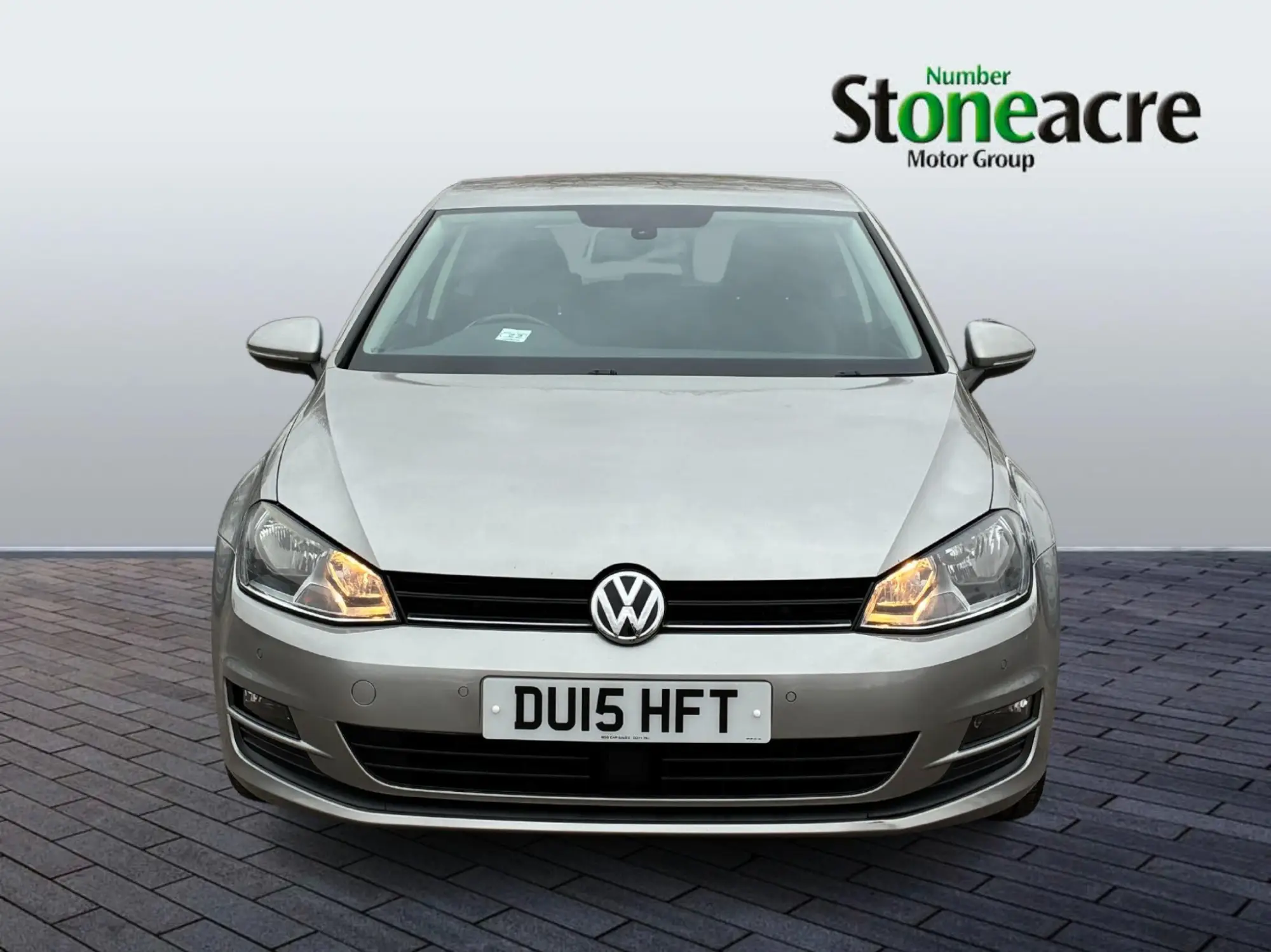 Volkswagen Golf 2.0 TDI BlueMotion Tech Match Euro 5 (s/s) 3dr DU15HFT Image 2