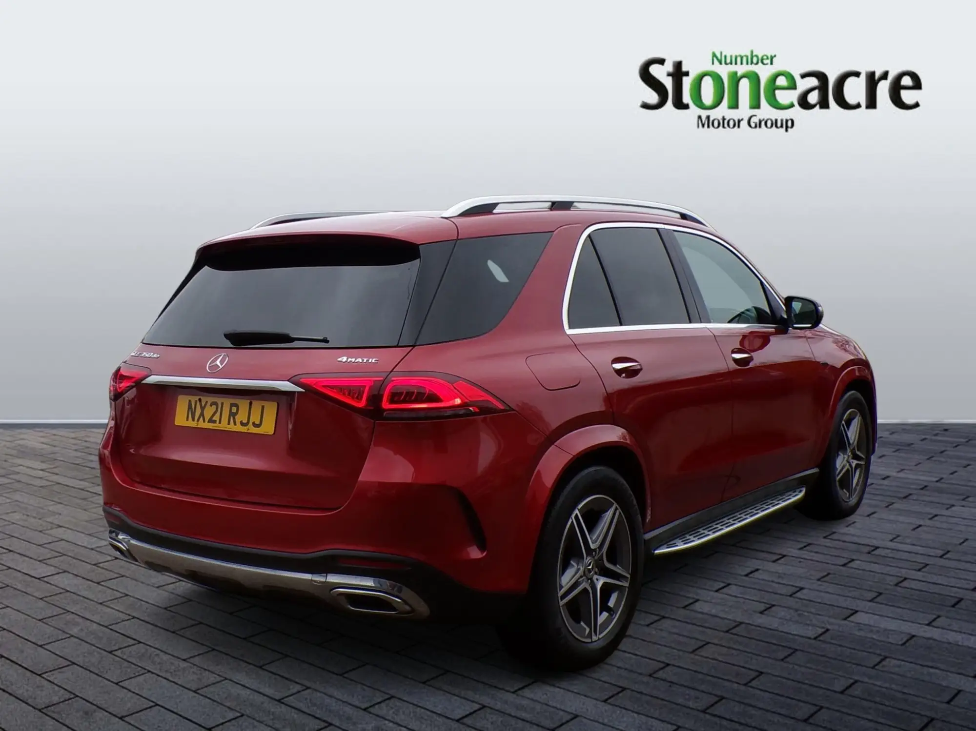 Mercedes-Benz GLE 2.0 GLE350de 31.2kWh AMG Line (Premium Plus) G-Tronic 4MATIC Euro 6 (s/s) 5dr NX21RJJ Image 3