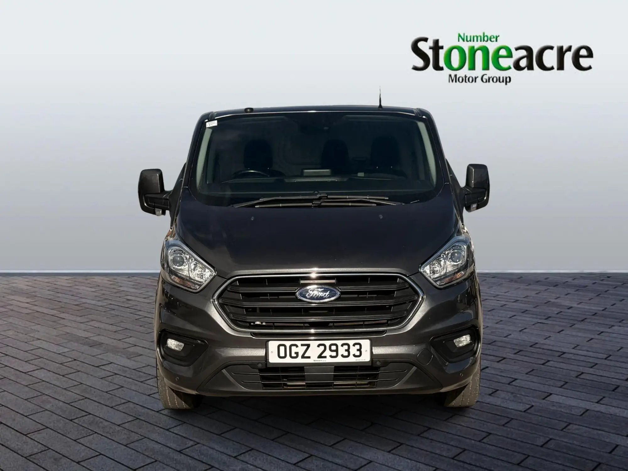Ford Transit Custom 2.0 300 EcoBlue Limited L2 H1 Euro 6 (s/s) 5dr V15GNS Image 2