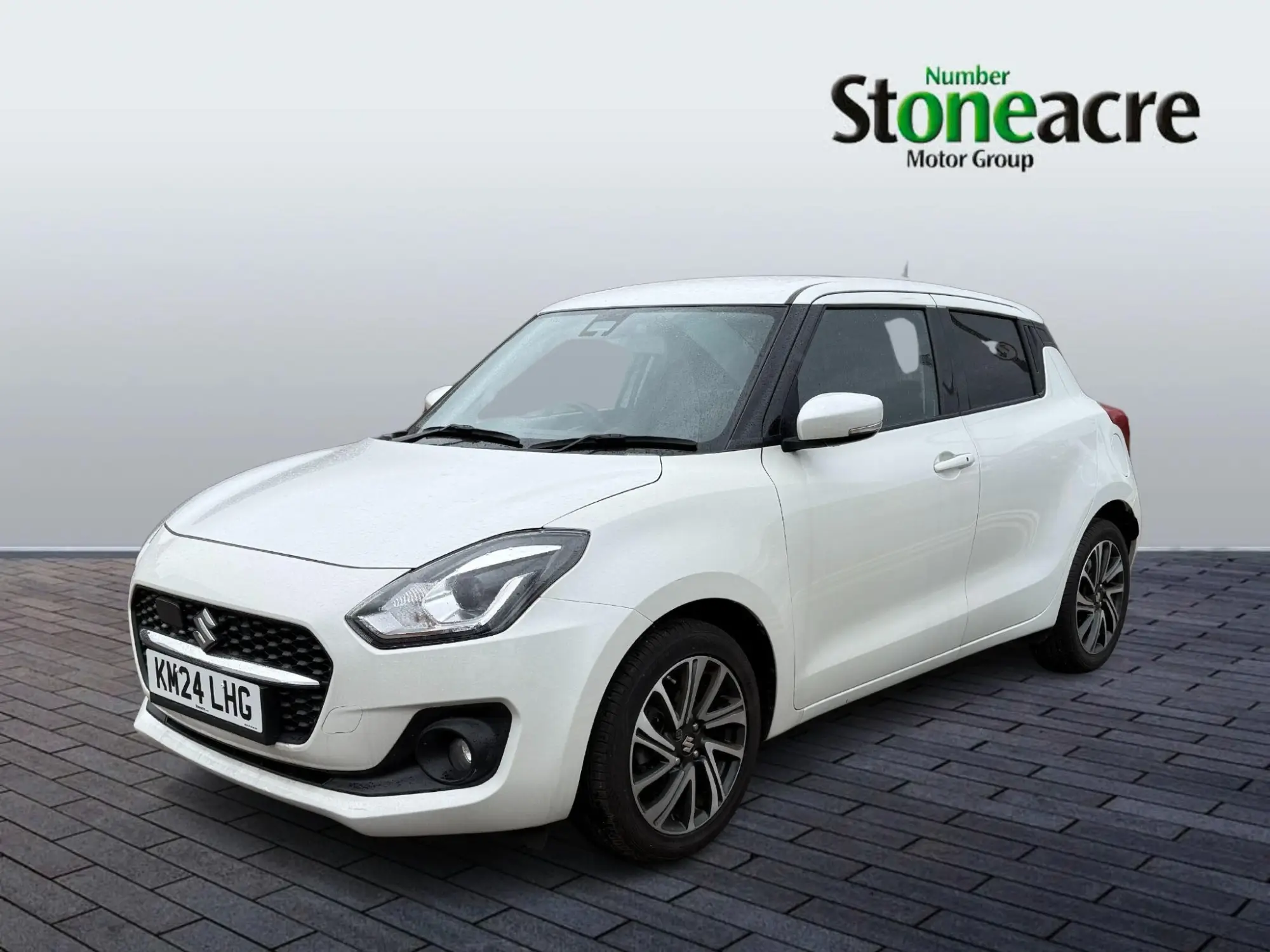 Suzuki Swift 1.2 Dualjet 83 12V Hybrid SZ5 5dr Auto KM24LHG Image 3