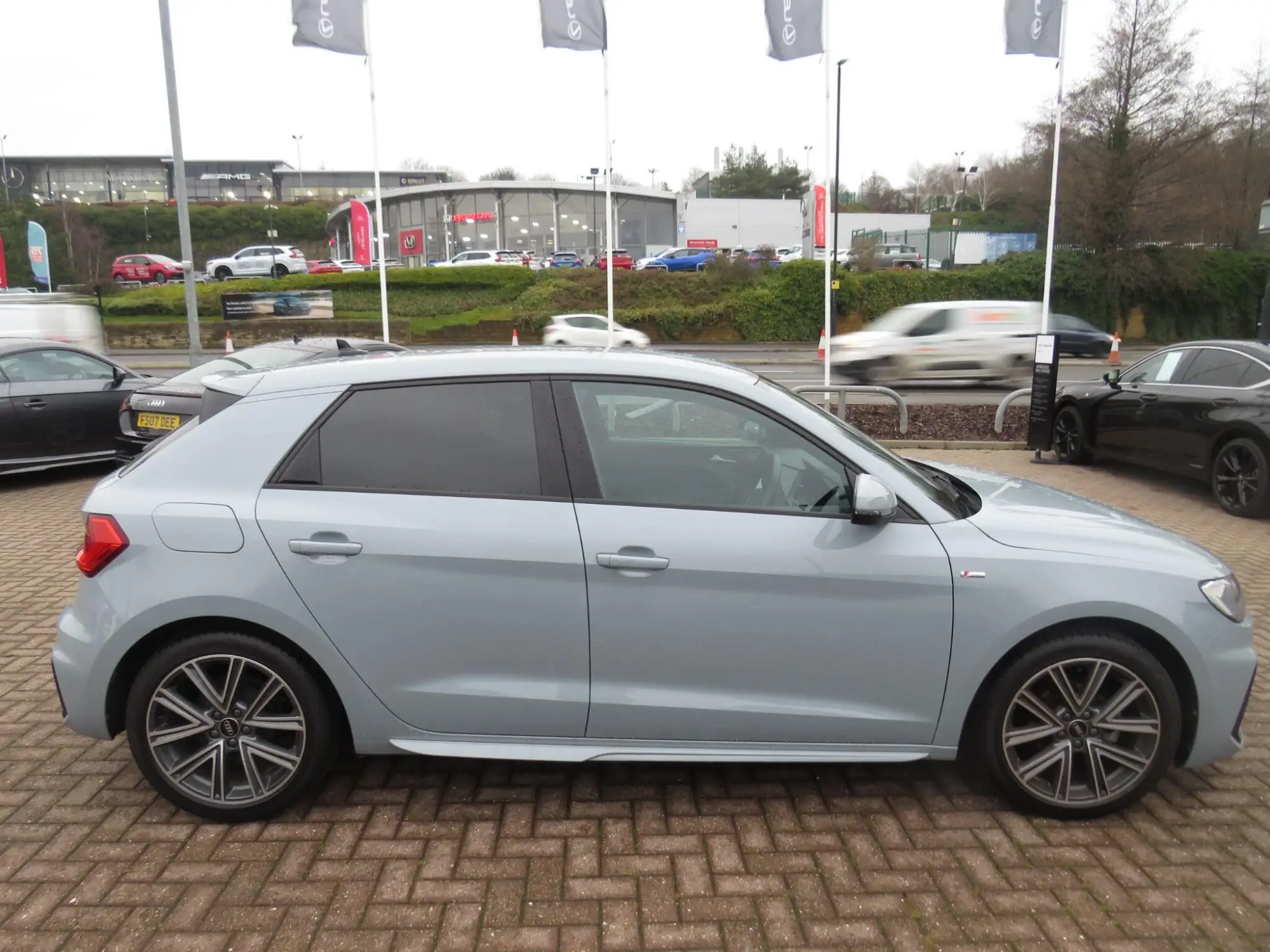 Audi A1 1.0 TFSI 25 S line Sportback 5dr Petrol Manual Euro 6 (s/s) (95 ps) NJ73KGU Image 2