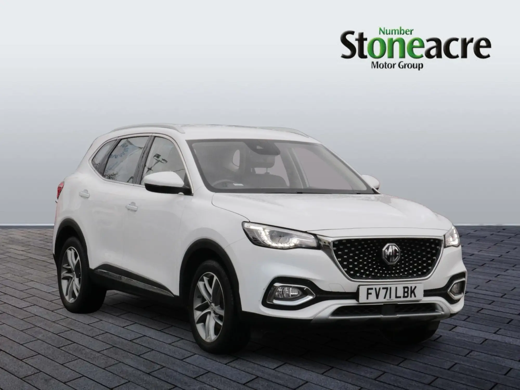 MG HS 1.5 T-GDI Excite 5dr FV71LBK Image 1