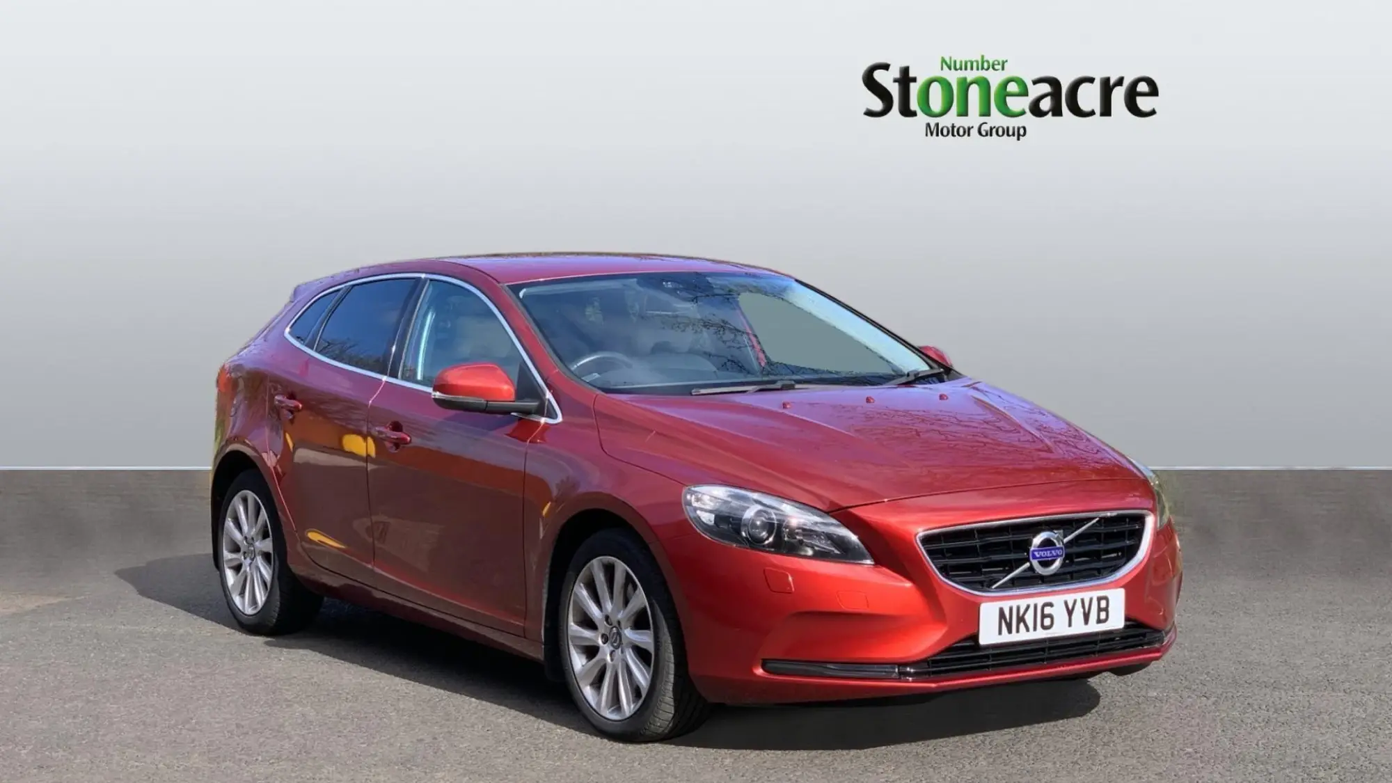 Volvo V40 1.5 T3 SE Lux Nav Auto Euro 6 (s/s) 5dr NK16YVB Image 1
