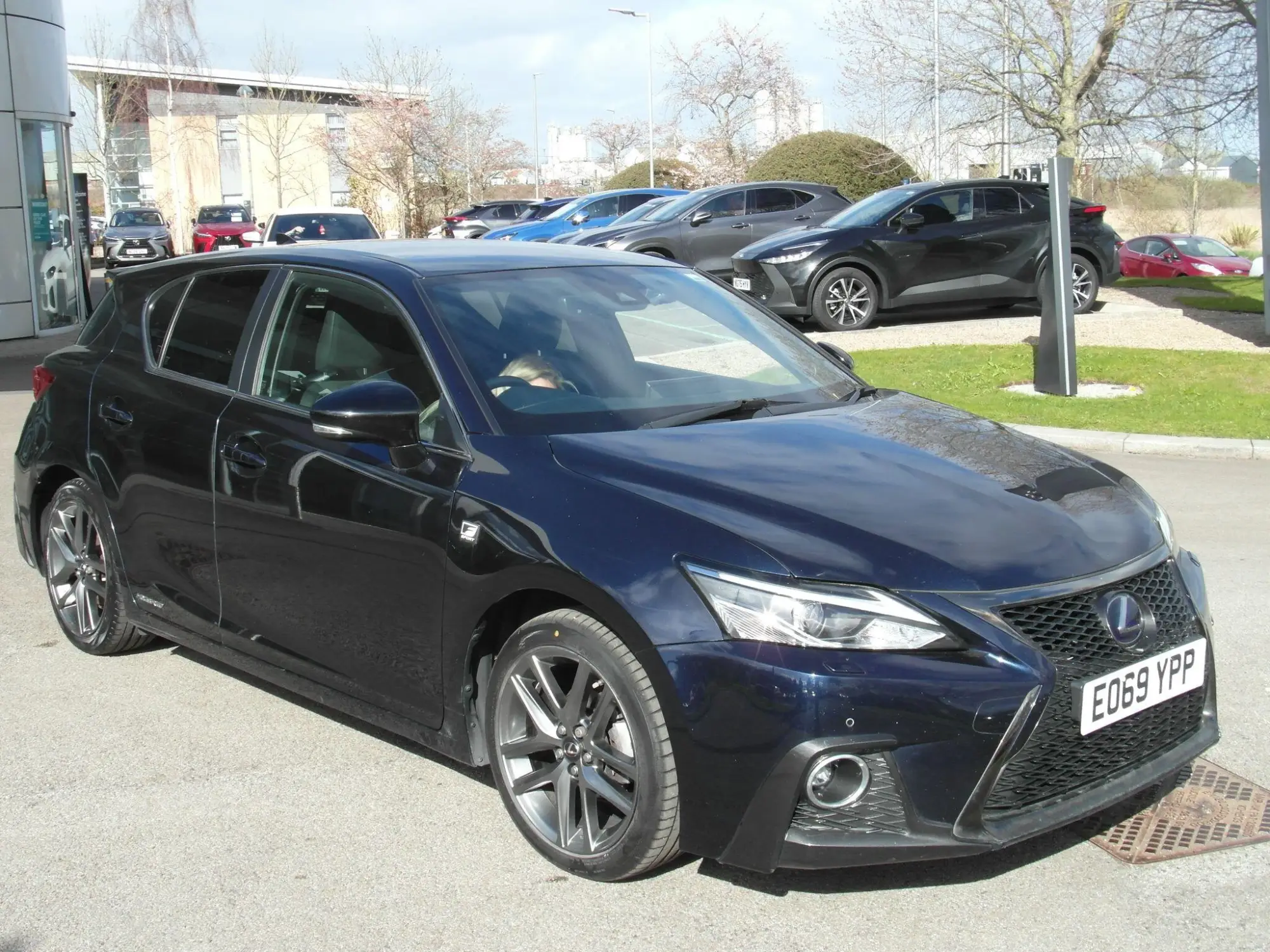 Lexus CT 200h 1.8 F-Sport 5dr CVT EO69YPP Image 1