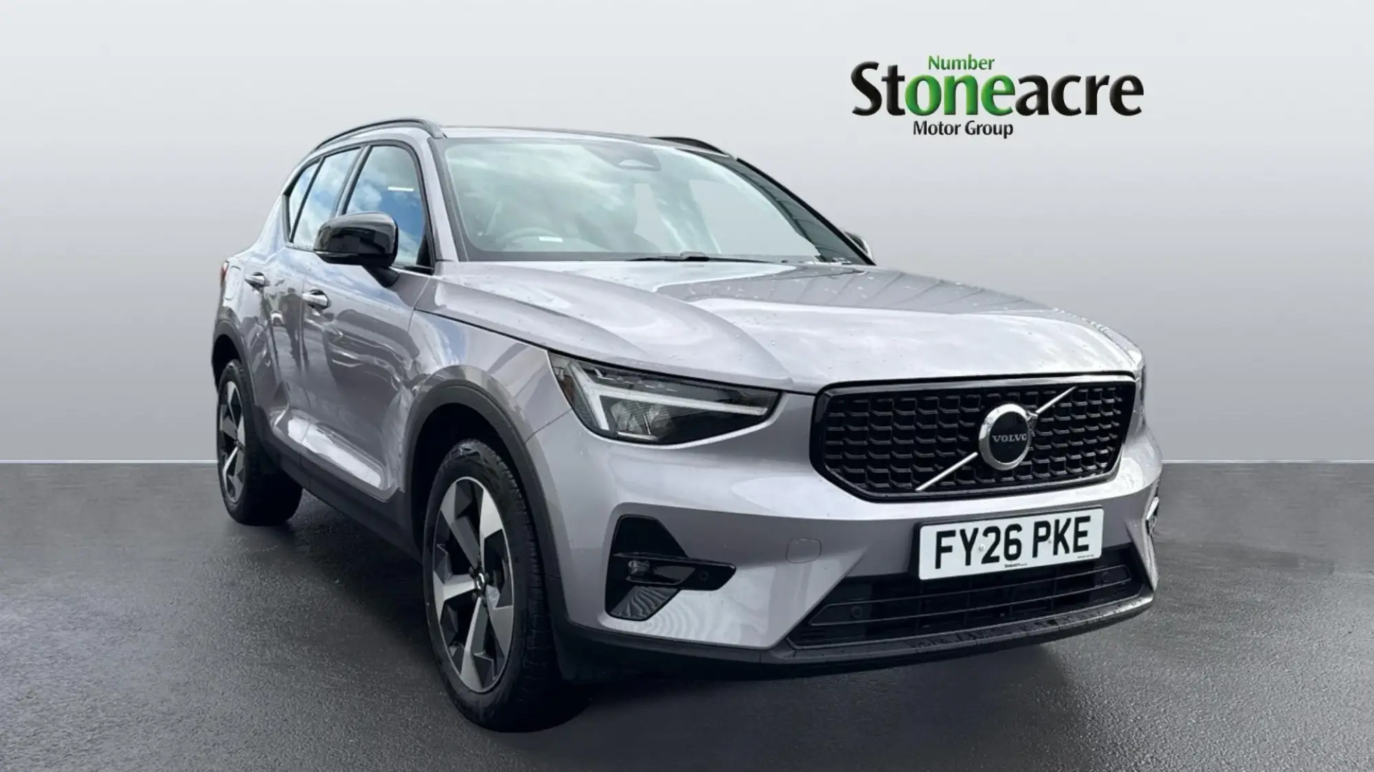 Volvo XC40 2.0 B3P Plus Dark 5dr Auto FY26PKE Image 1