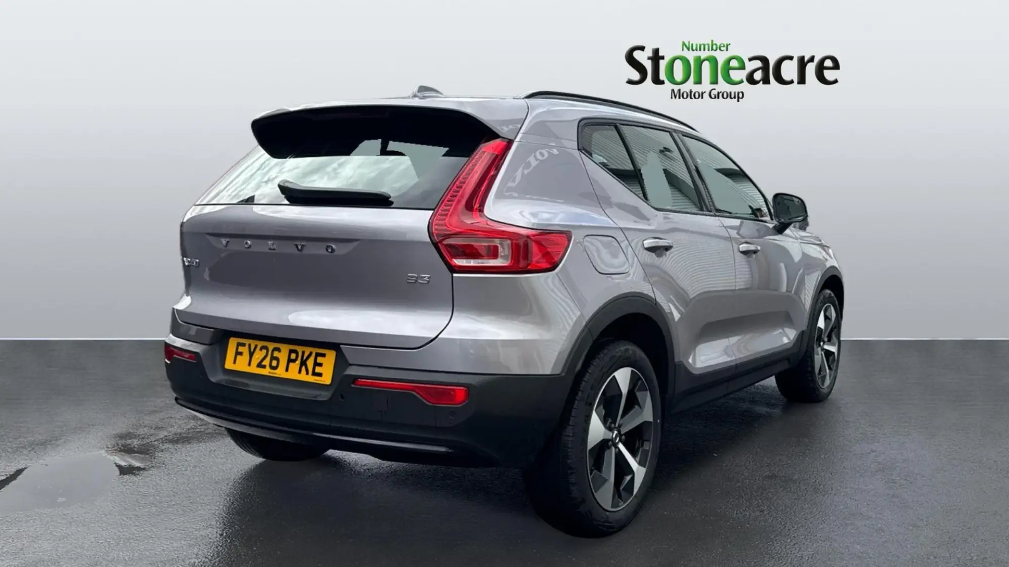 Volvo XC40 2.0 B3P Plus Dark 5dr Auto FY26PKE Image 2