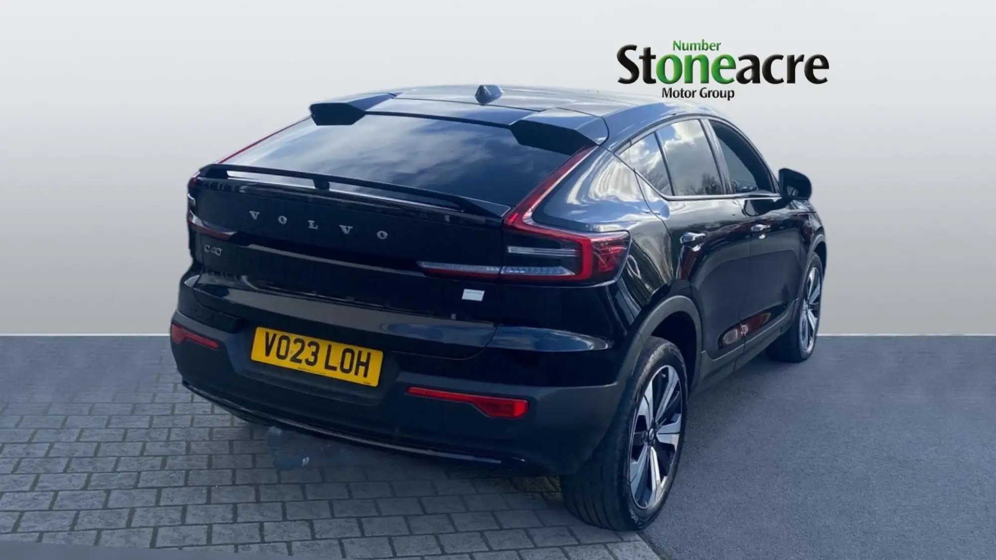 Volvo C40 Recharge Recharge Core, Single Motor, Electric VO23LOH Image 2