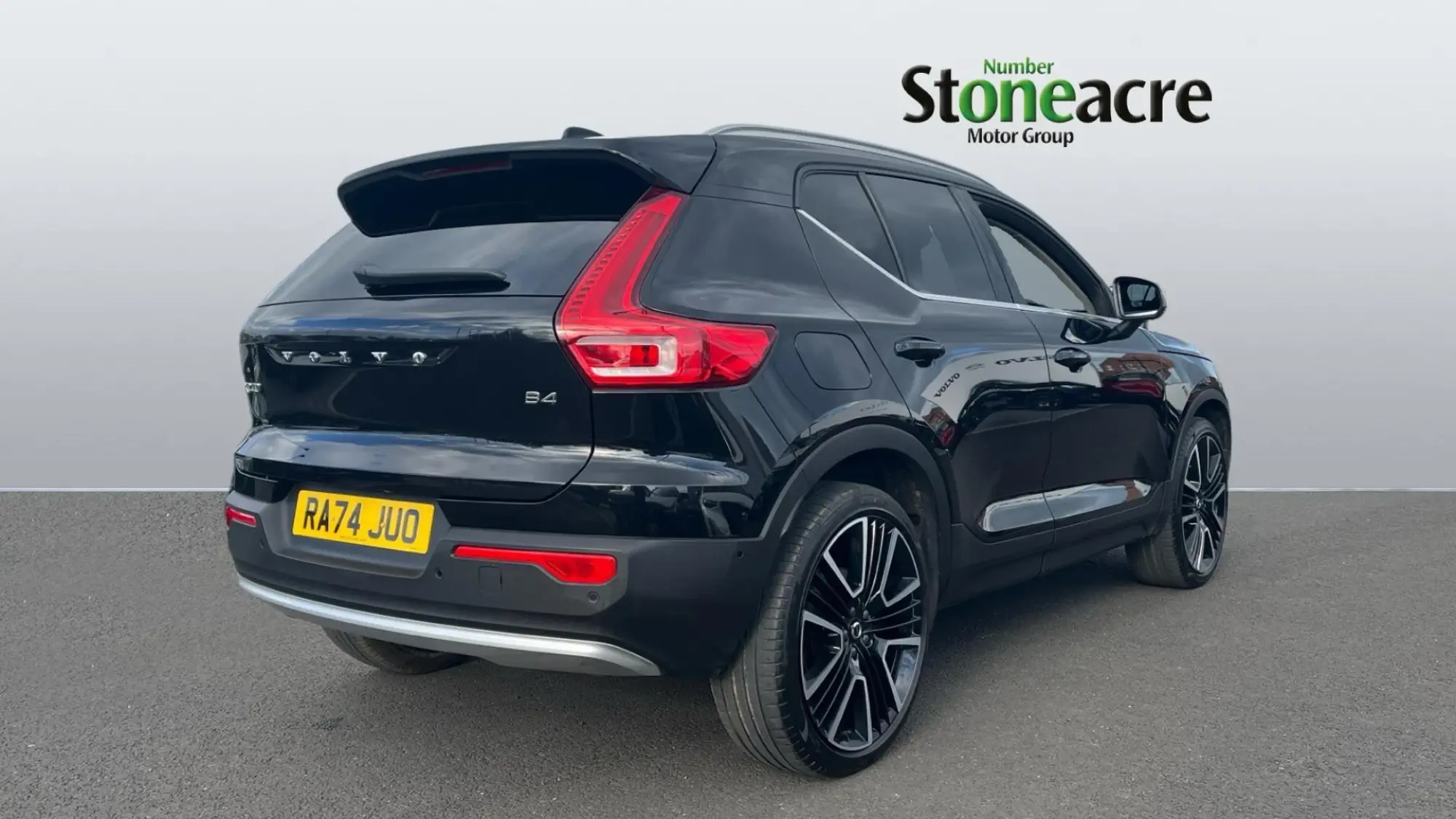 Volvo XC40 Image 2